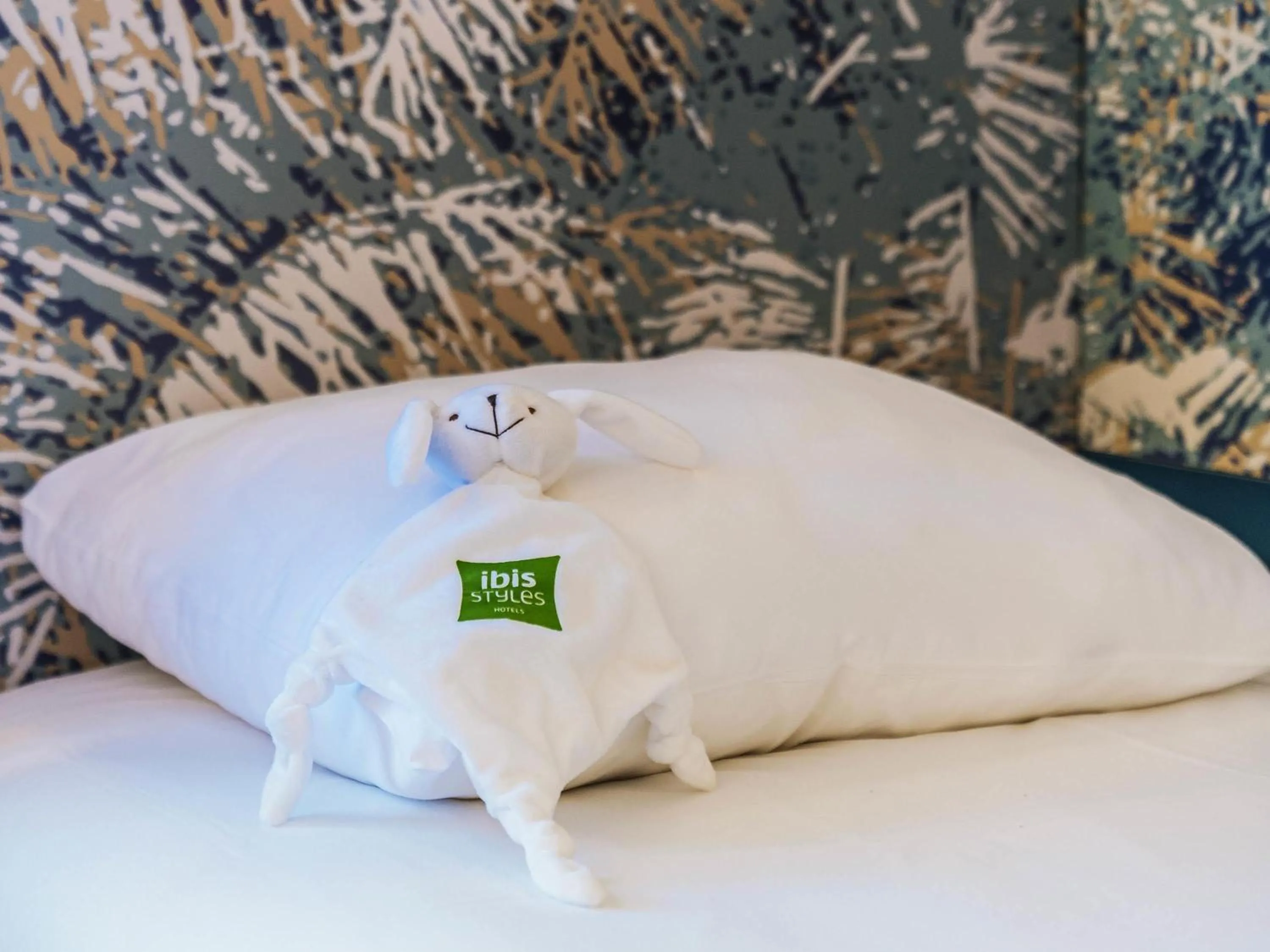 Bedroom, Bed in ibis Styles Antibes