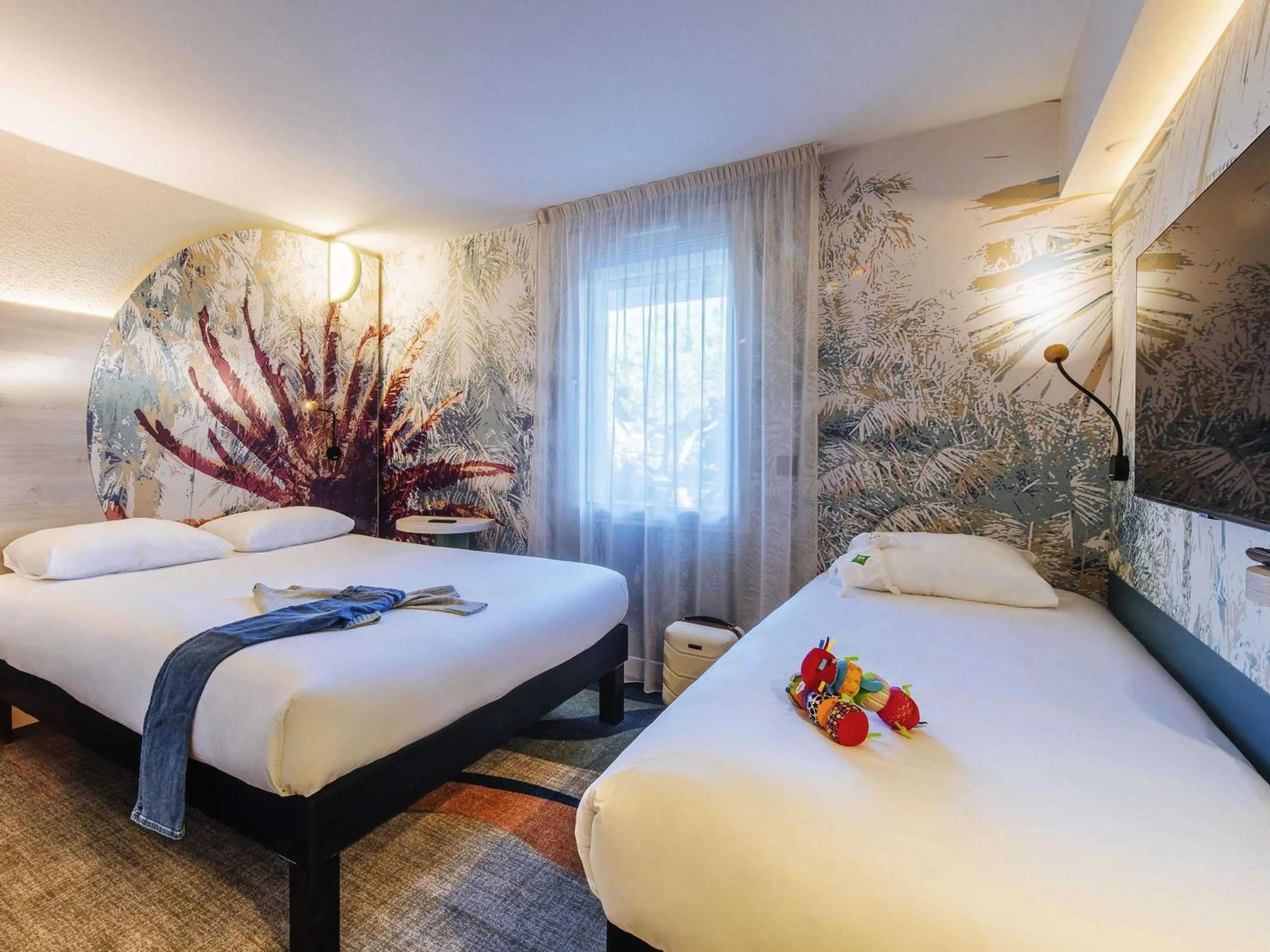 Bedroom, Bed in ibis Styles Antibes