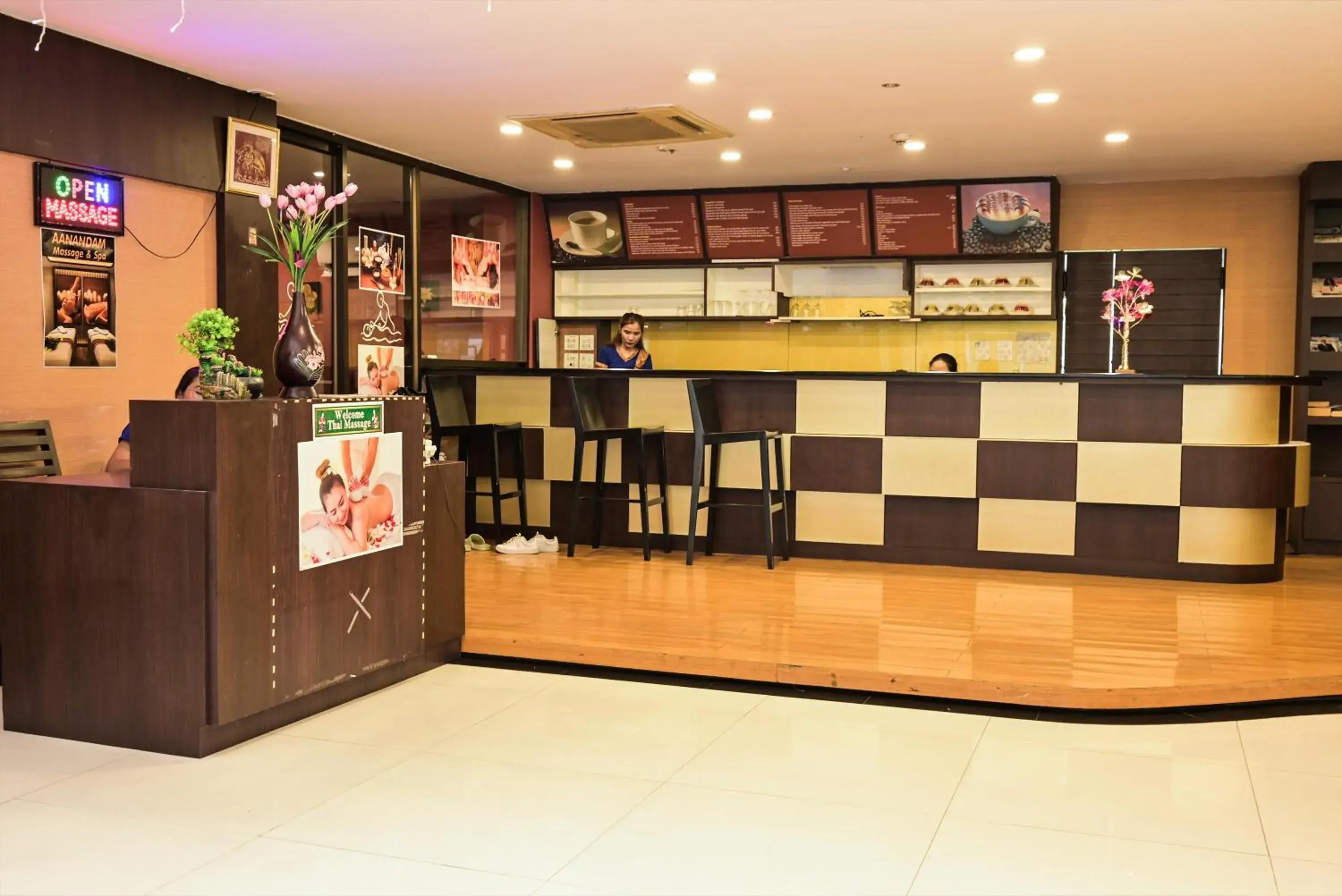 Boss Suites Nana Hotel Boss Suites Nana Hotel