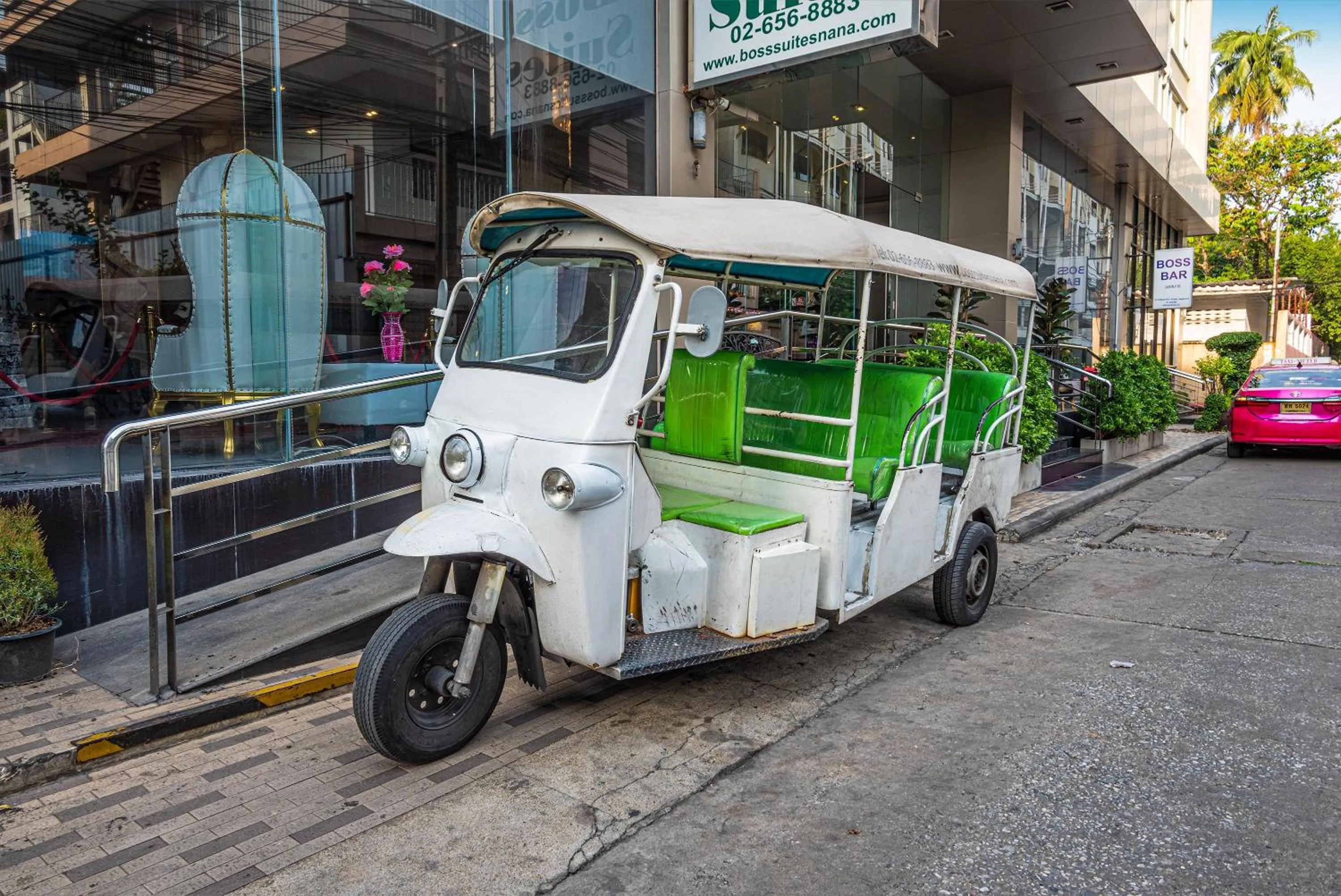 Property building in Boss Suites Nana Hotel
