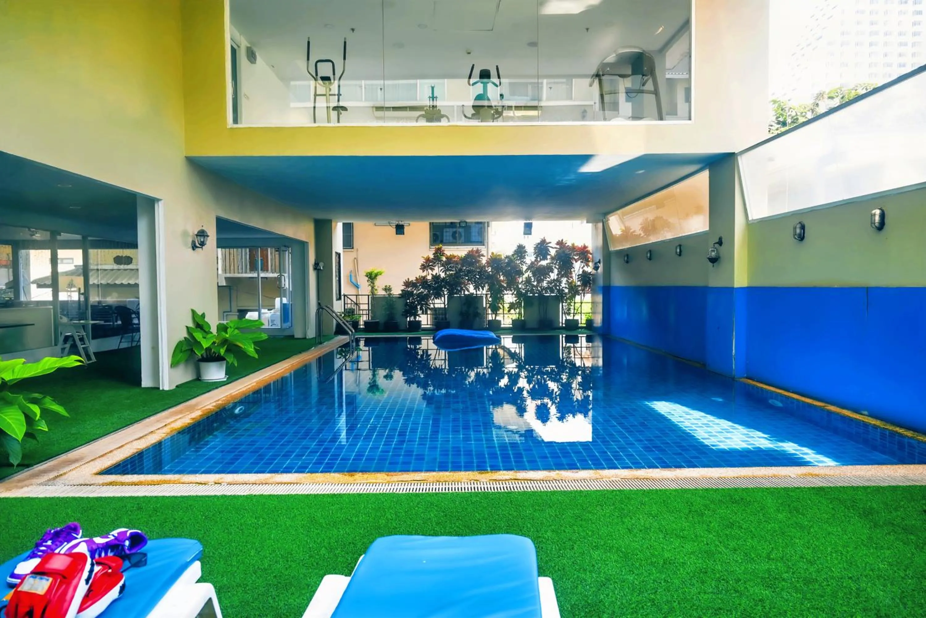 Pool view in Boss Suites Nana Hotel