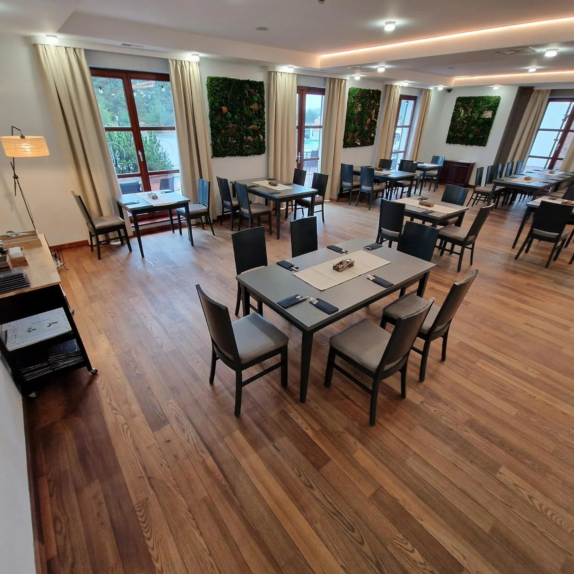 Restaurant/places to eat in Hotel Barczyzna Medical Spa