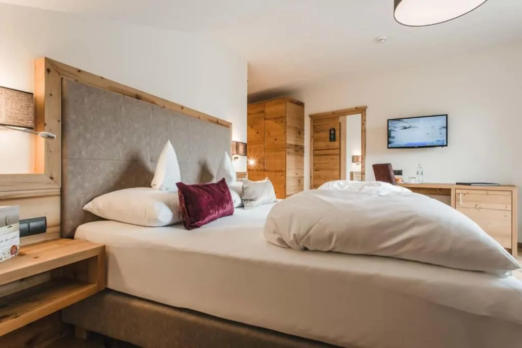 Bed in Hotel Bergblick 4 Sterne Superior