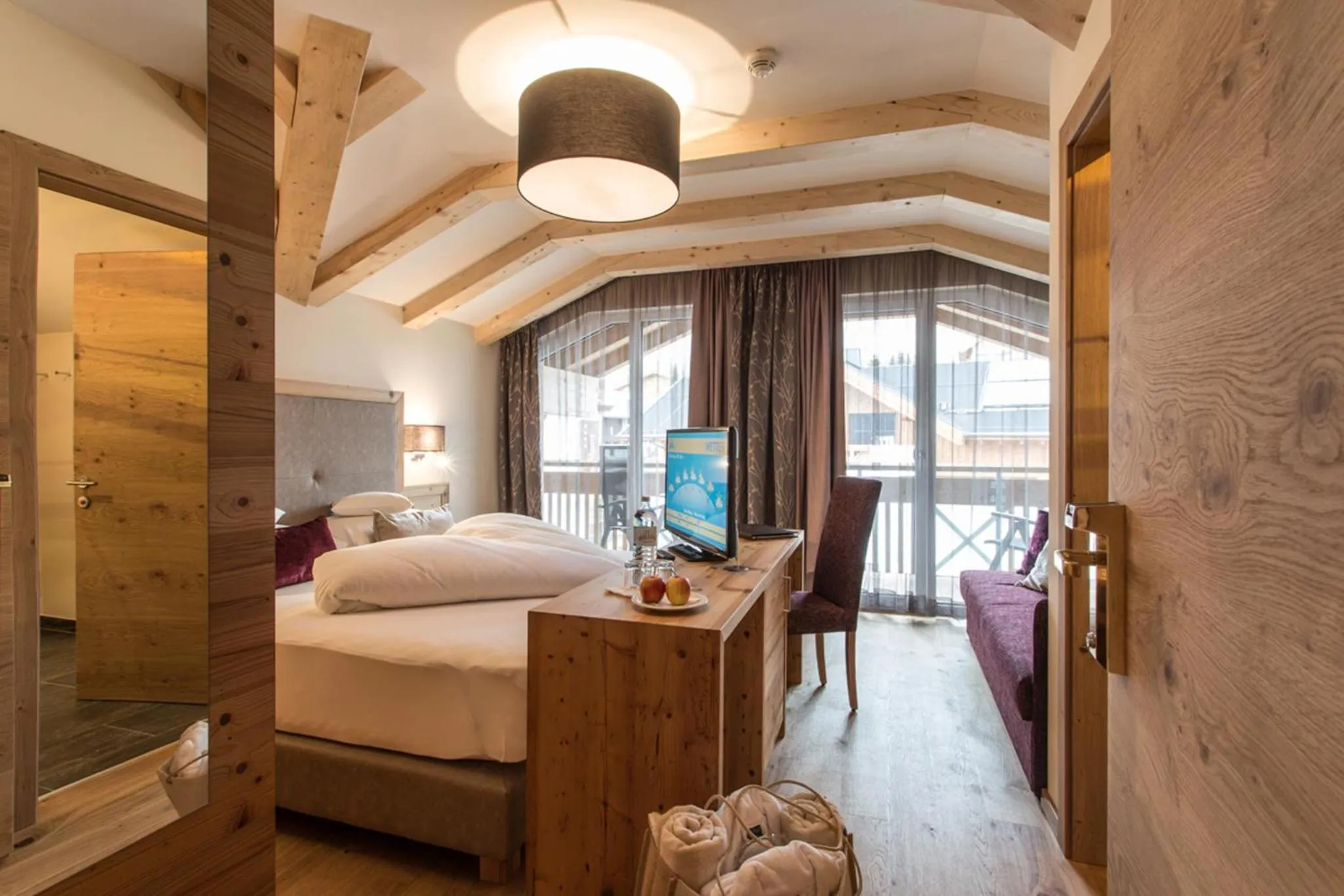 Bedroom, Bed in Hotel Bergblick 4 Sterne Superior