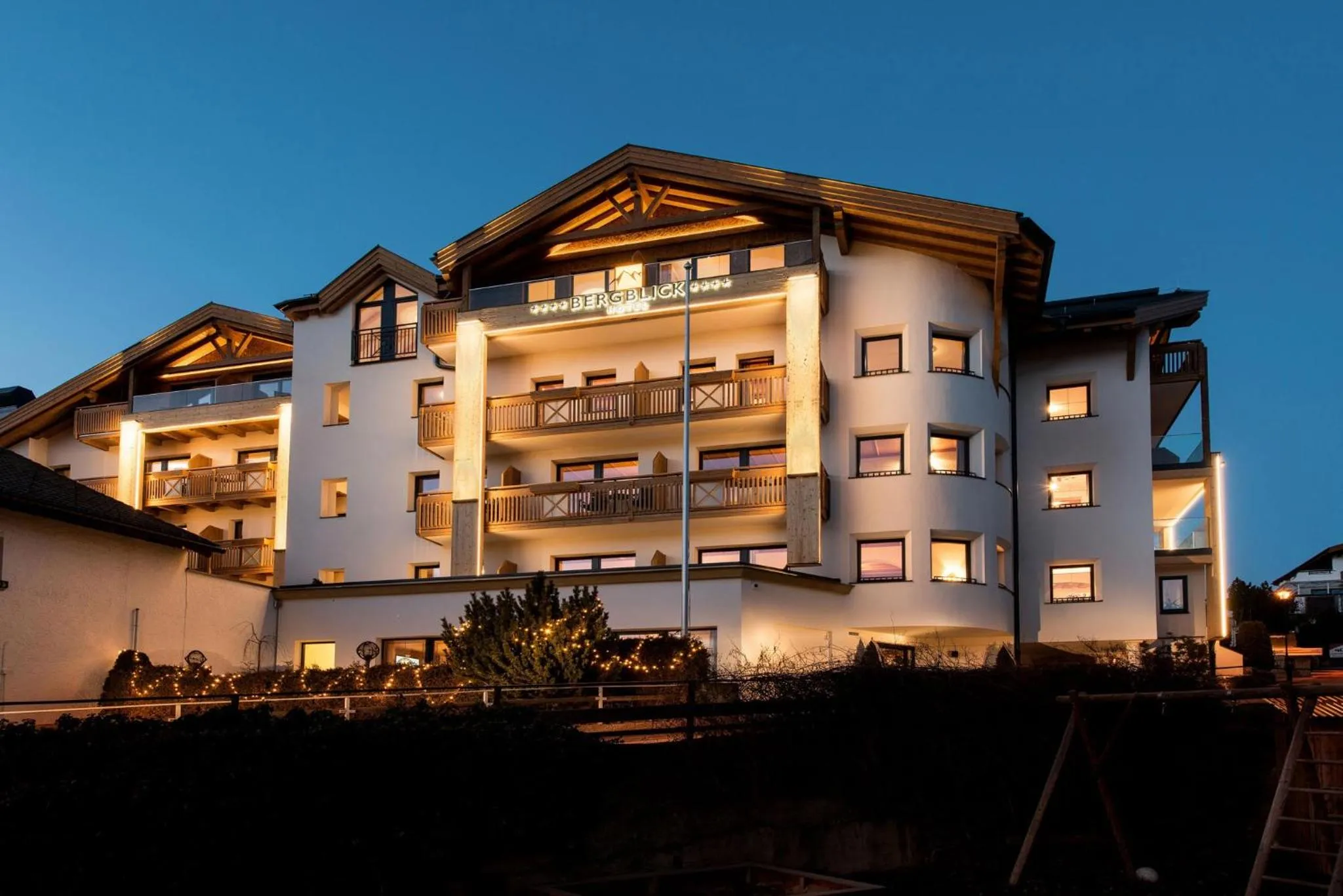 Facade/entrance in Hotel Bergblick 4 Sterne Superior