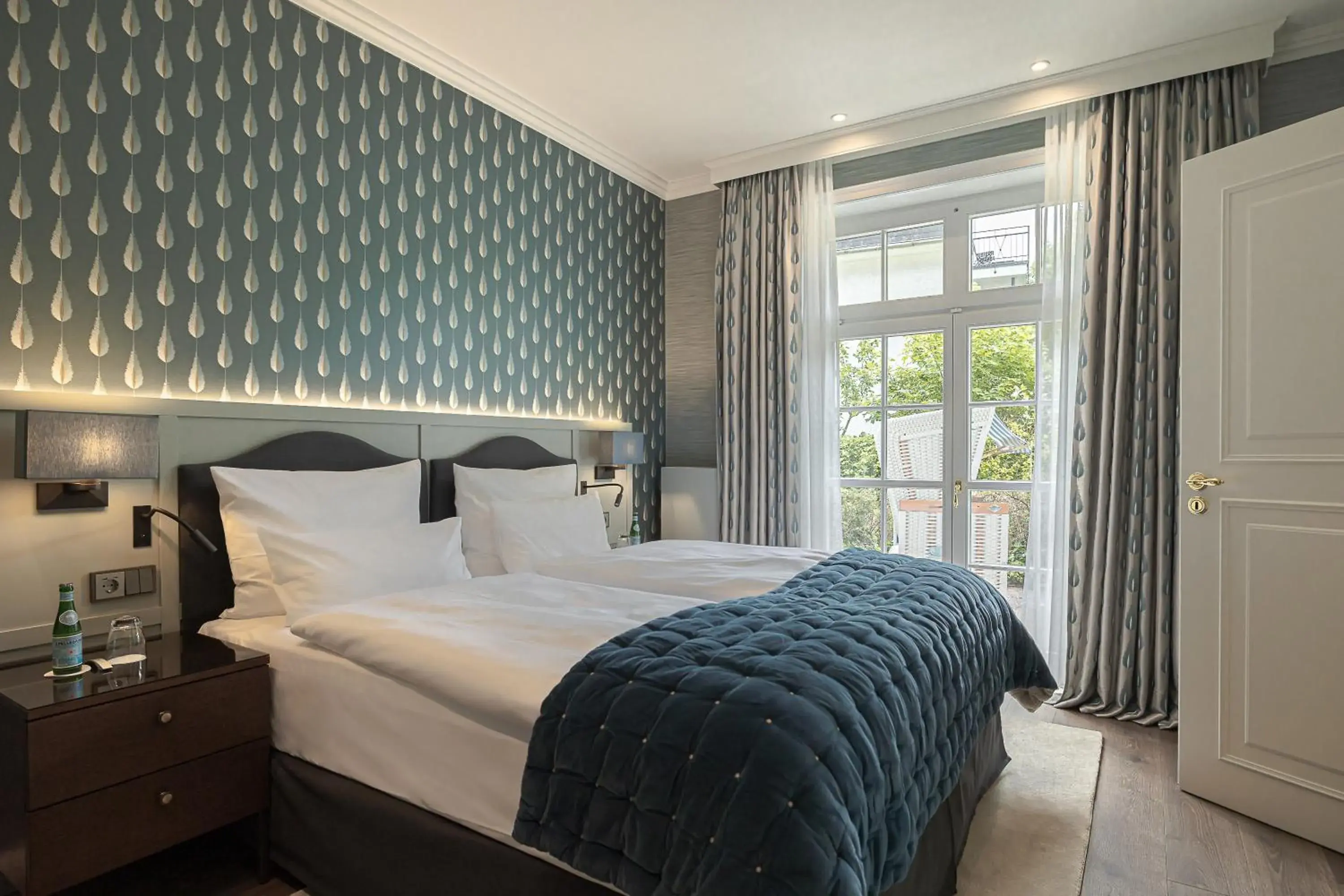 Bed in Hotel Stadt Hamburg Bed in Hotel Stadt Hamburg