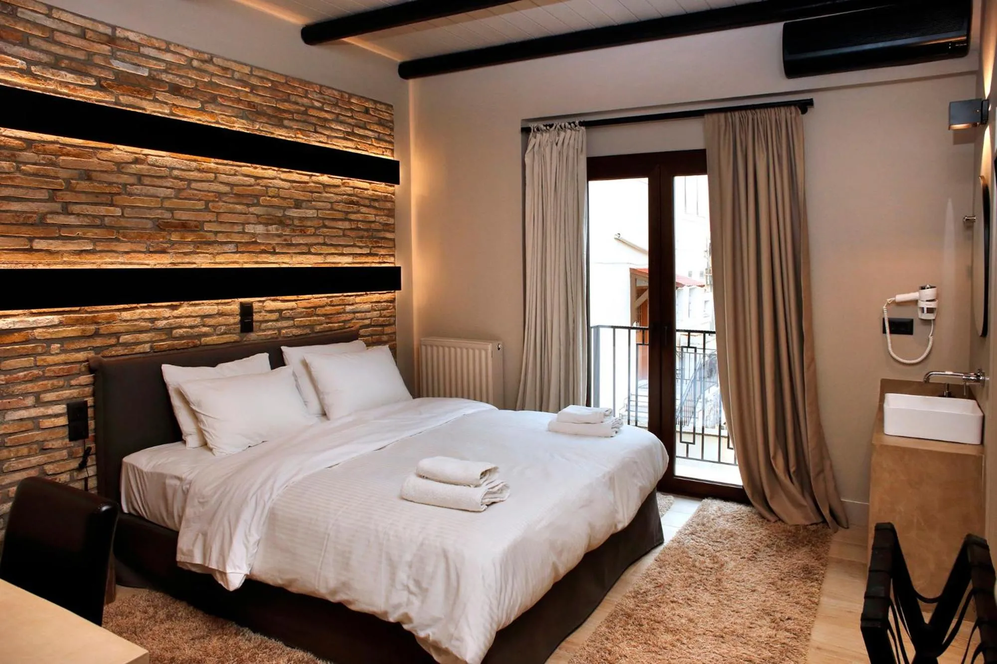 Breakfast, Bed in Anesis Hotel