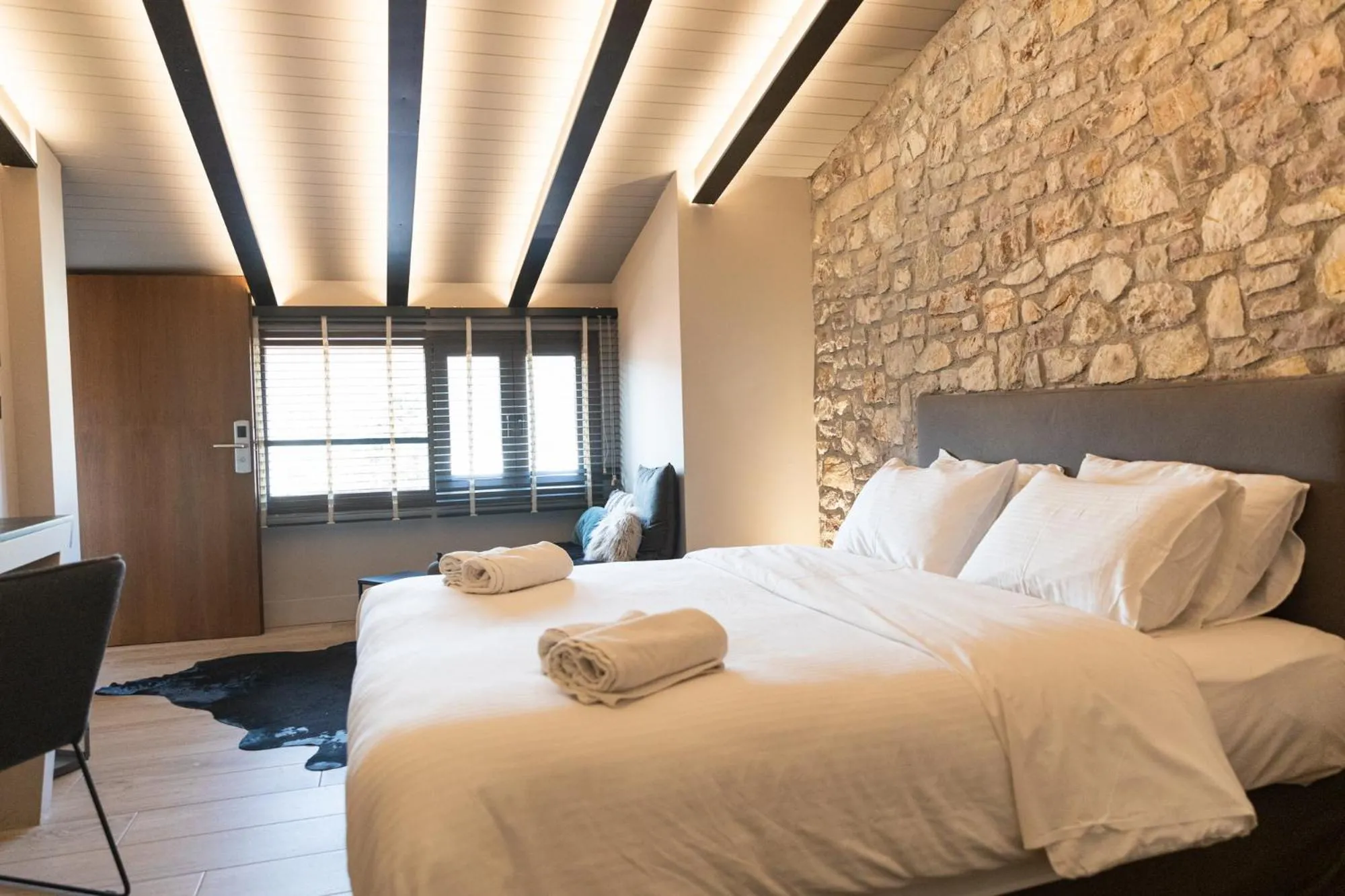Breakfast, Bed in Anesis Hotel