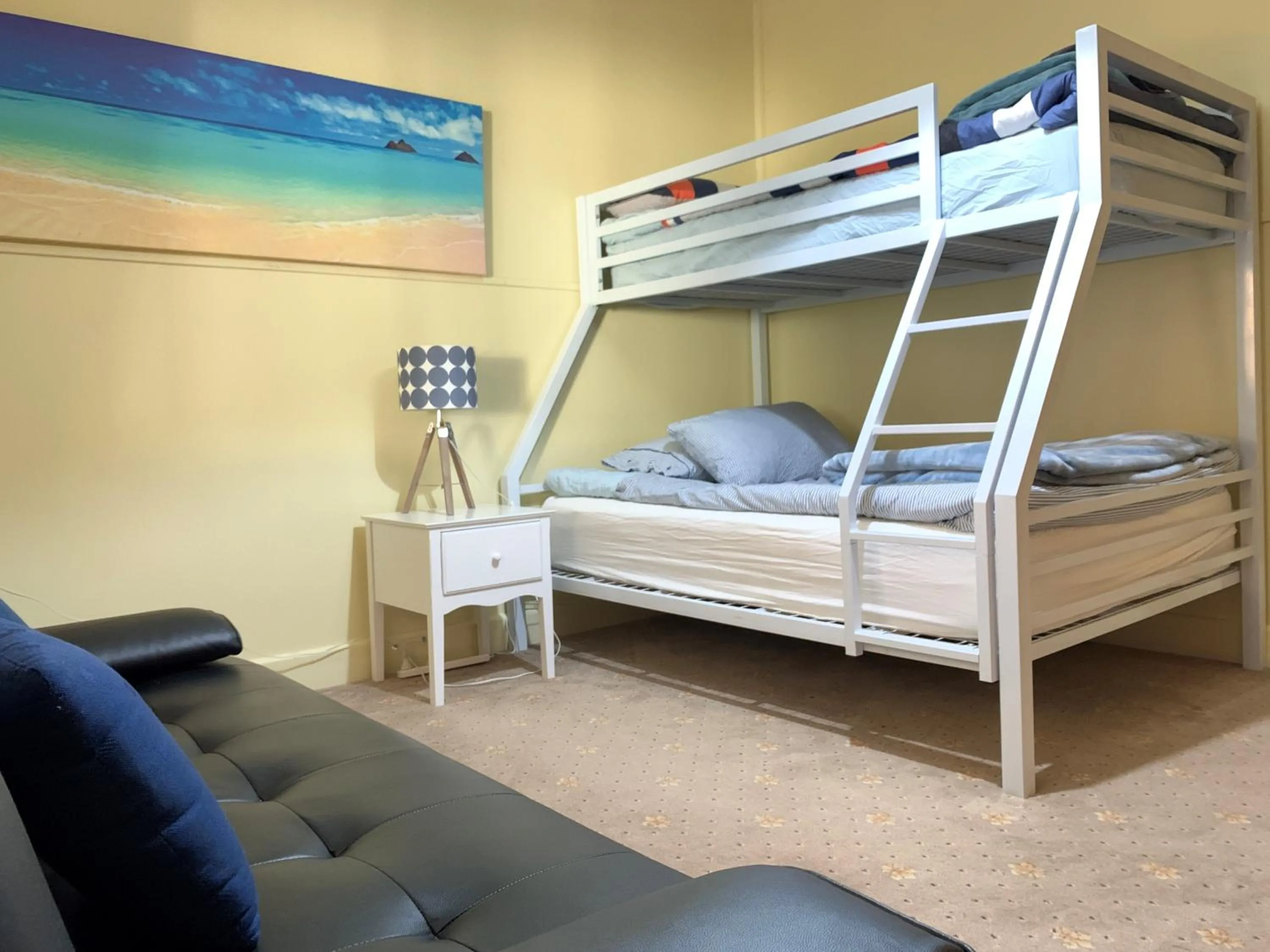 Nautique Beach House - Rustic and Charming, Walk 2 Beach & Shops