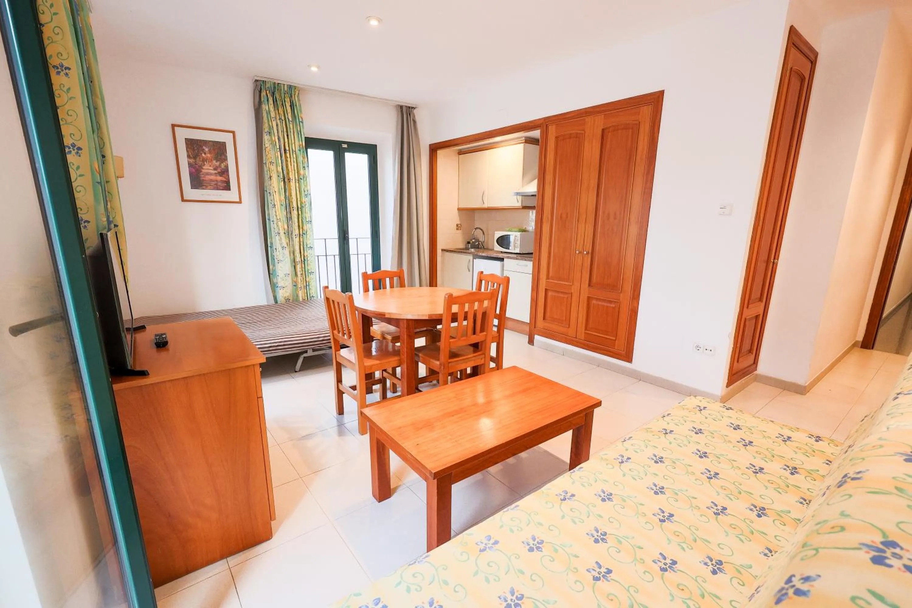 Bed in Apartamentos Royal