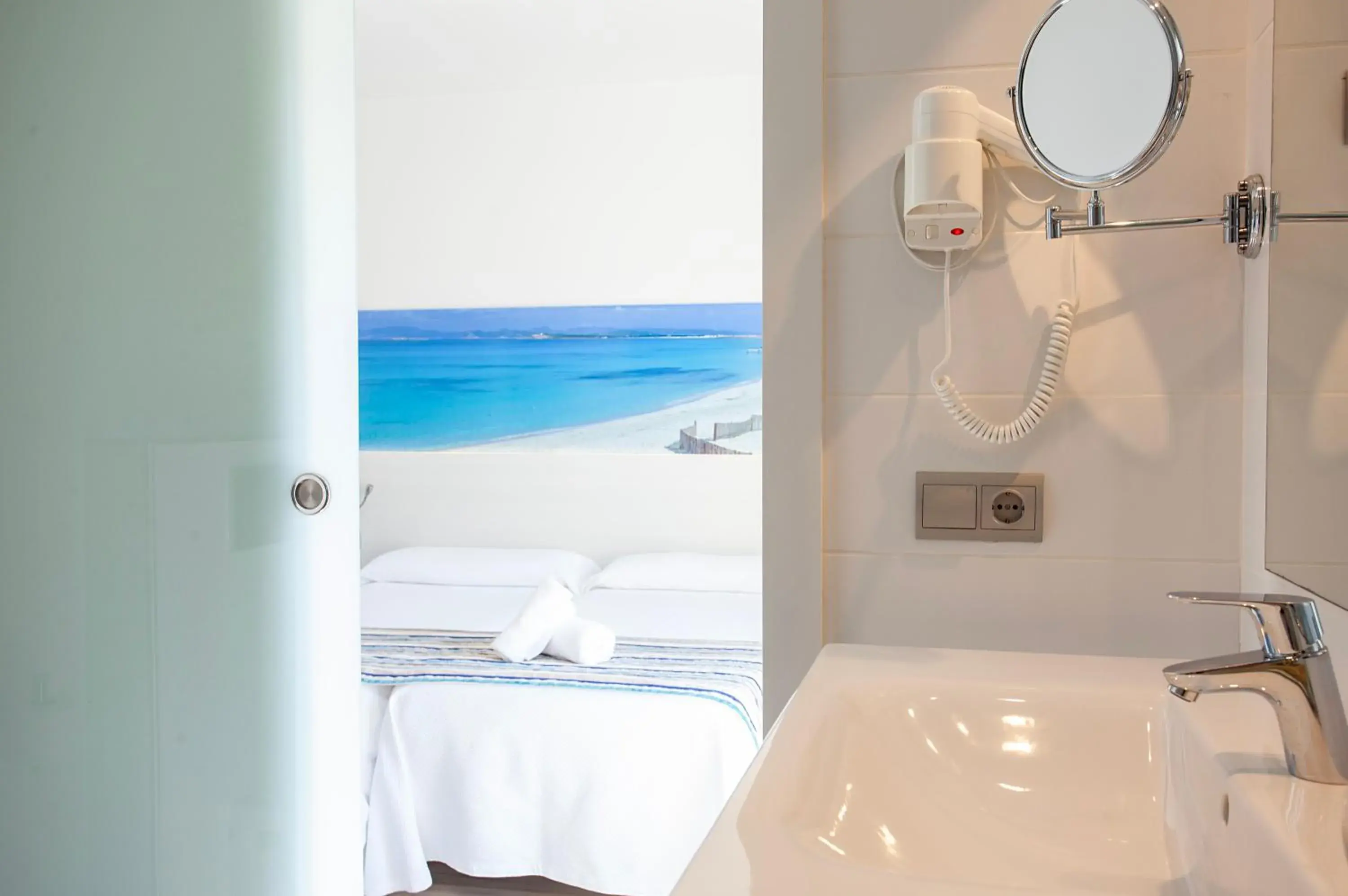 Twin Room in Hotel Rosales Formentera Twin Room in Hotel Rosales Formentera