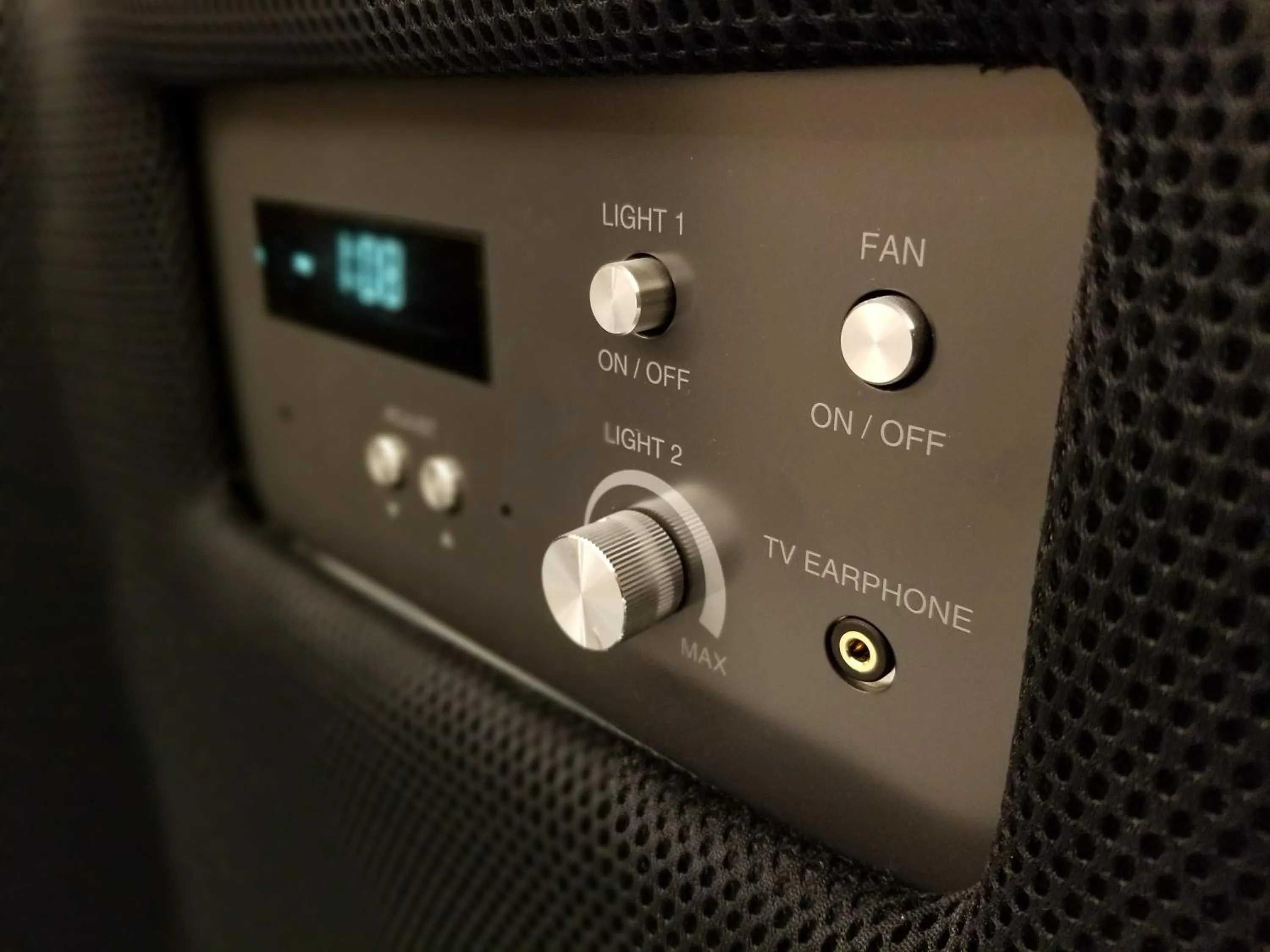 Photo of the whole room in Glansit Akihabara