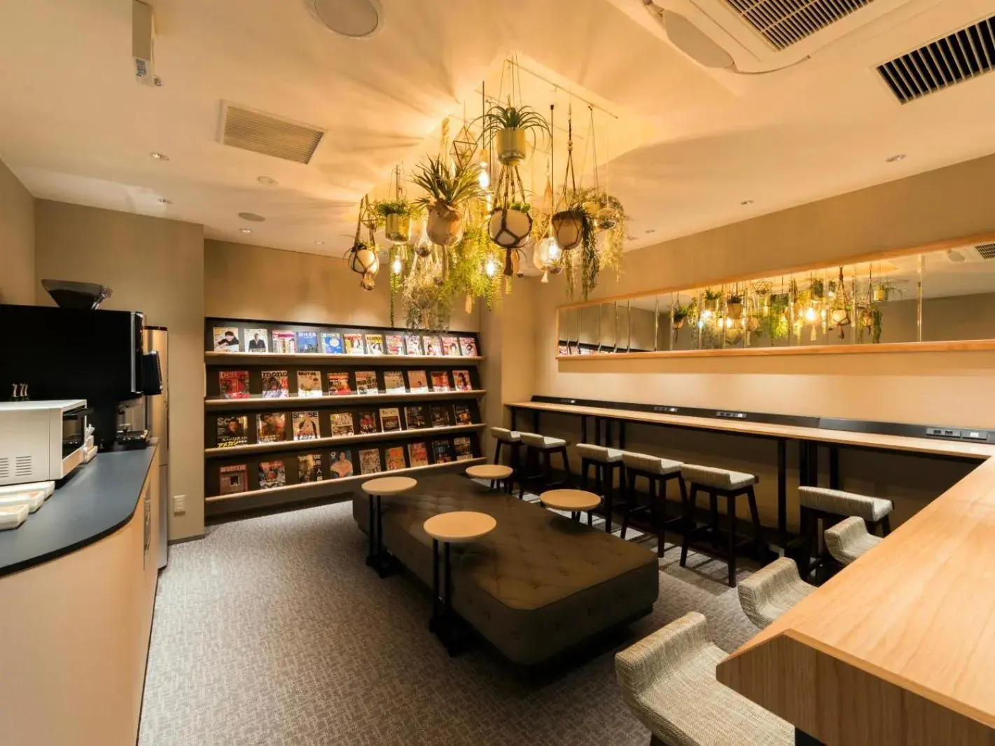 Lounge or bar in Glansit Akihabara Lounge or bar in Glansit Akihabara