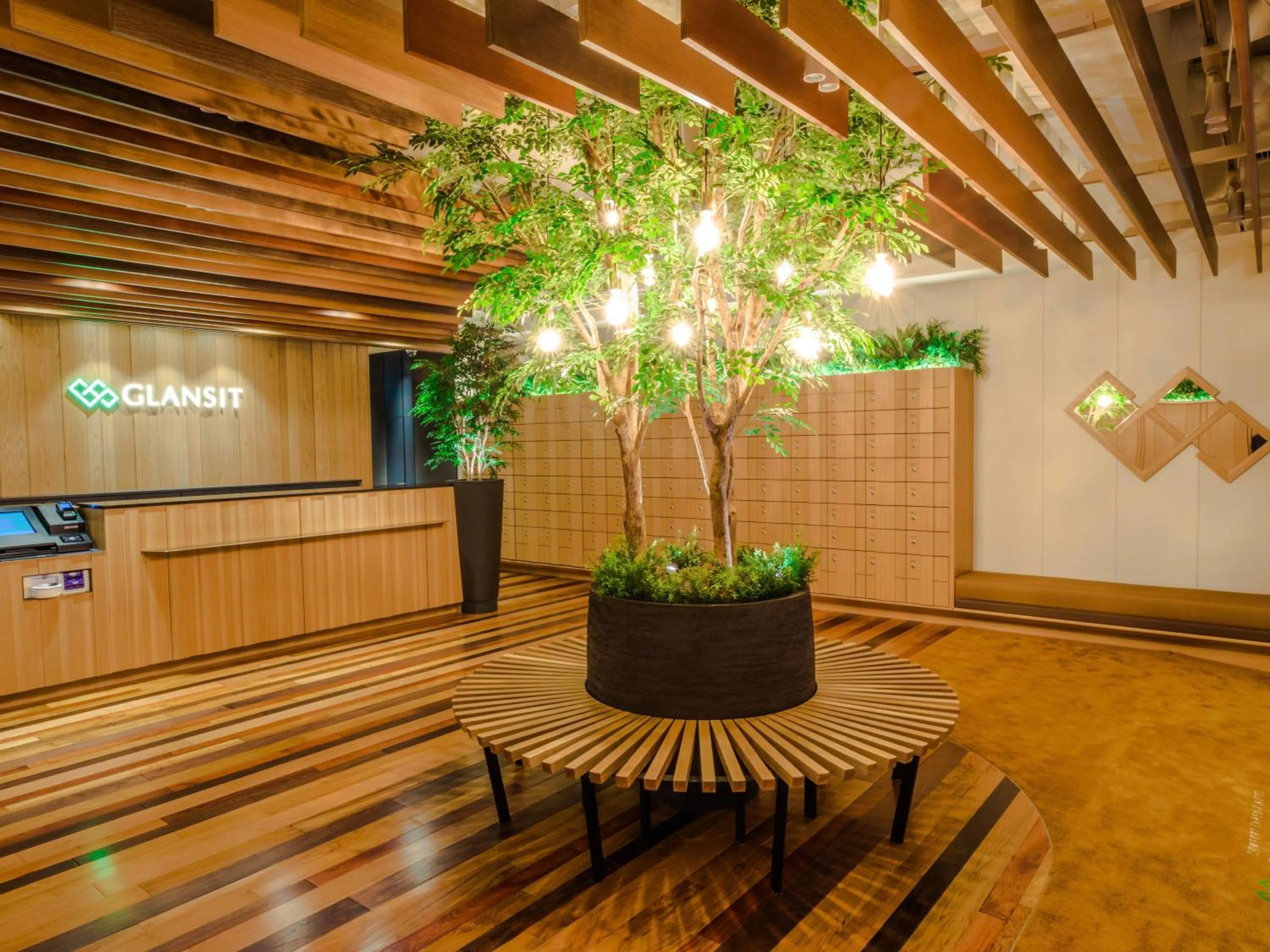 Communal lounge/ TV room in Glansit Akihabara