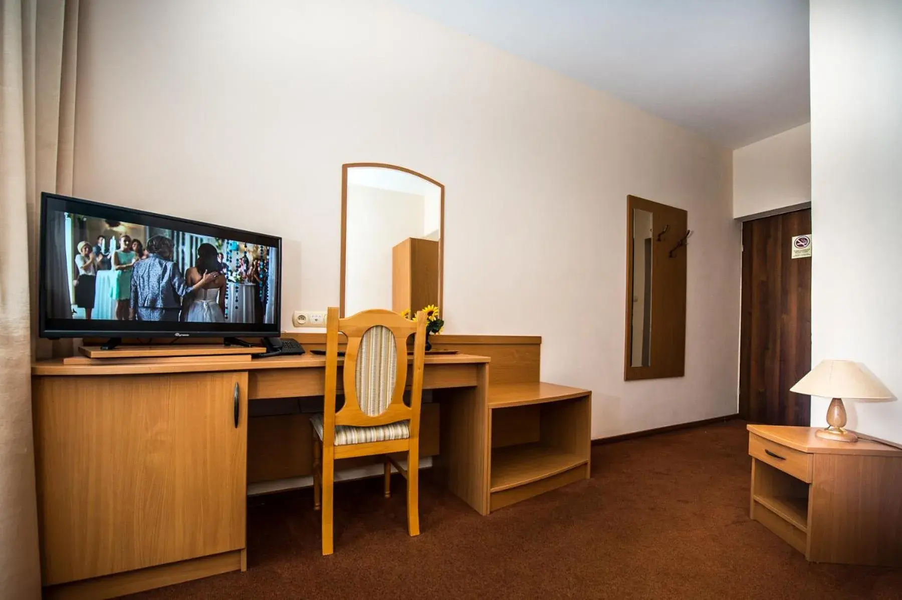 Single Room in Hotel Nad Pisą Single Room in Hotel Nad Pisą