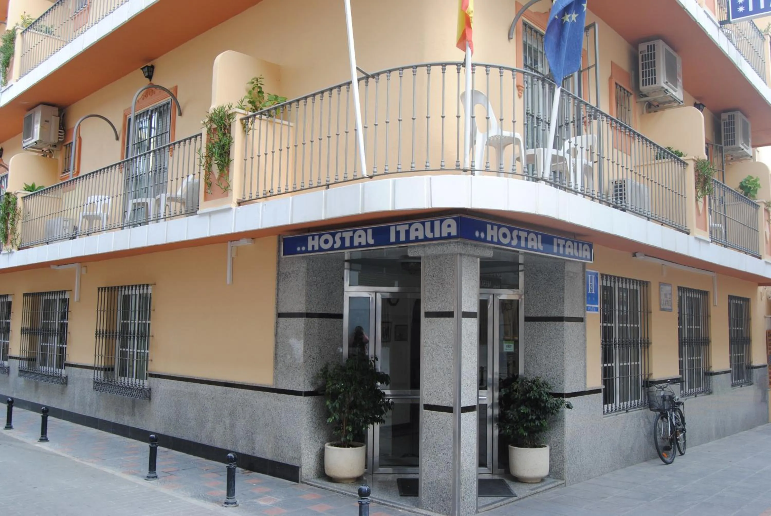 Property building in Hostal Italia
