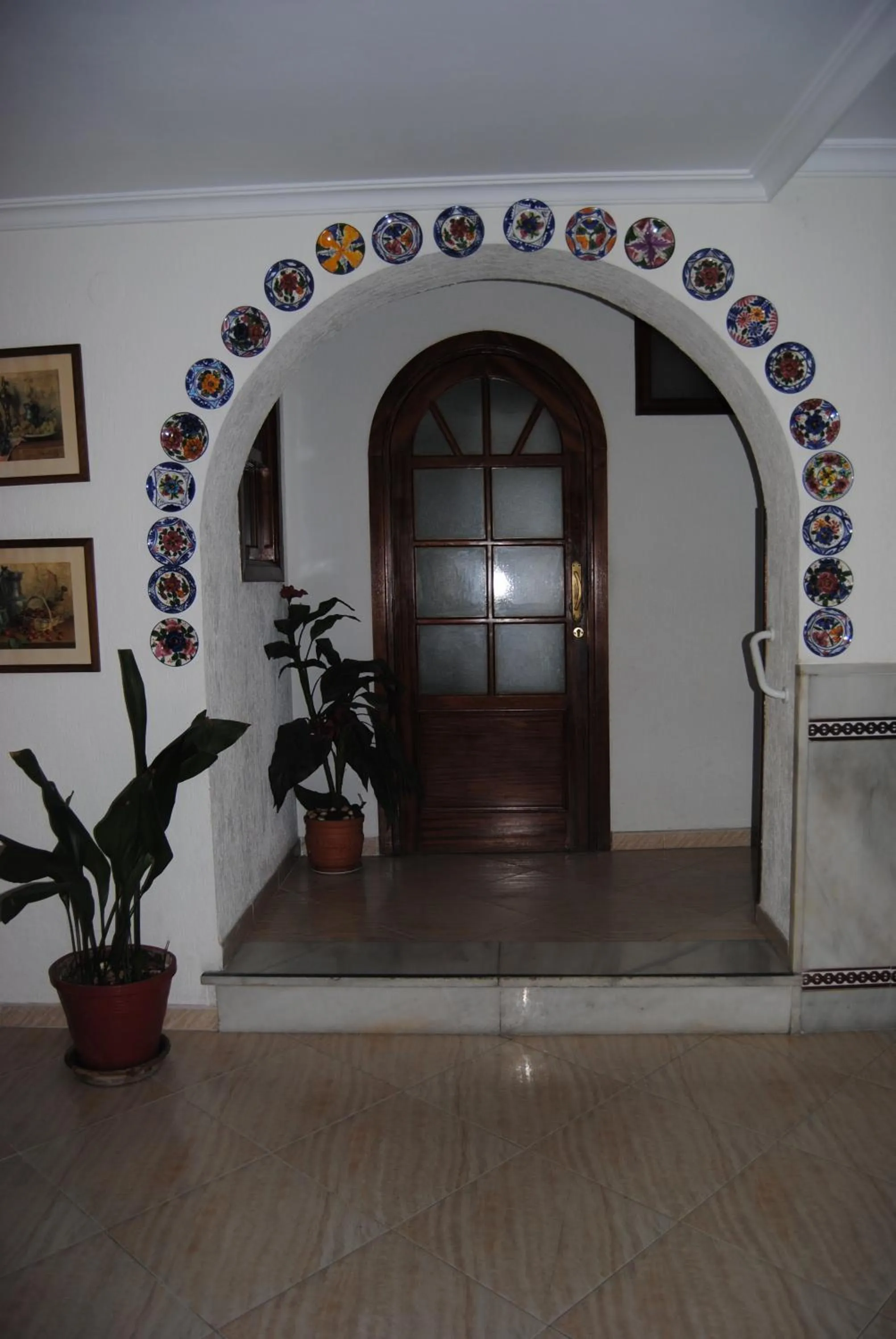 Facade/entrance in Hostal Italia