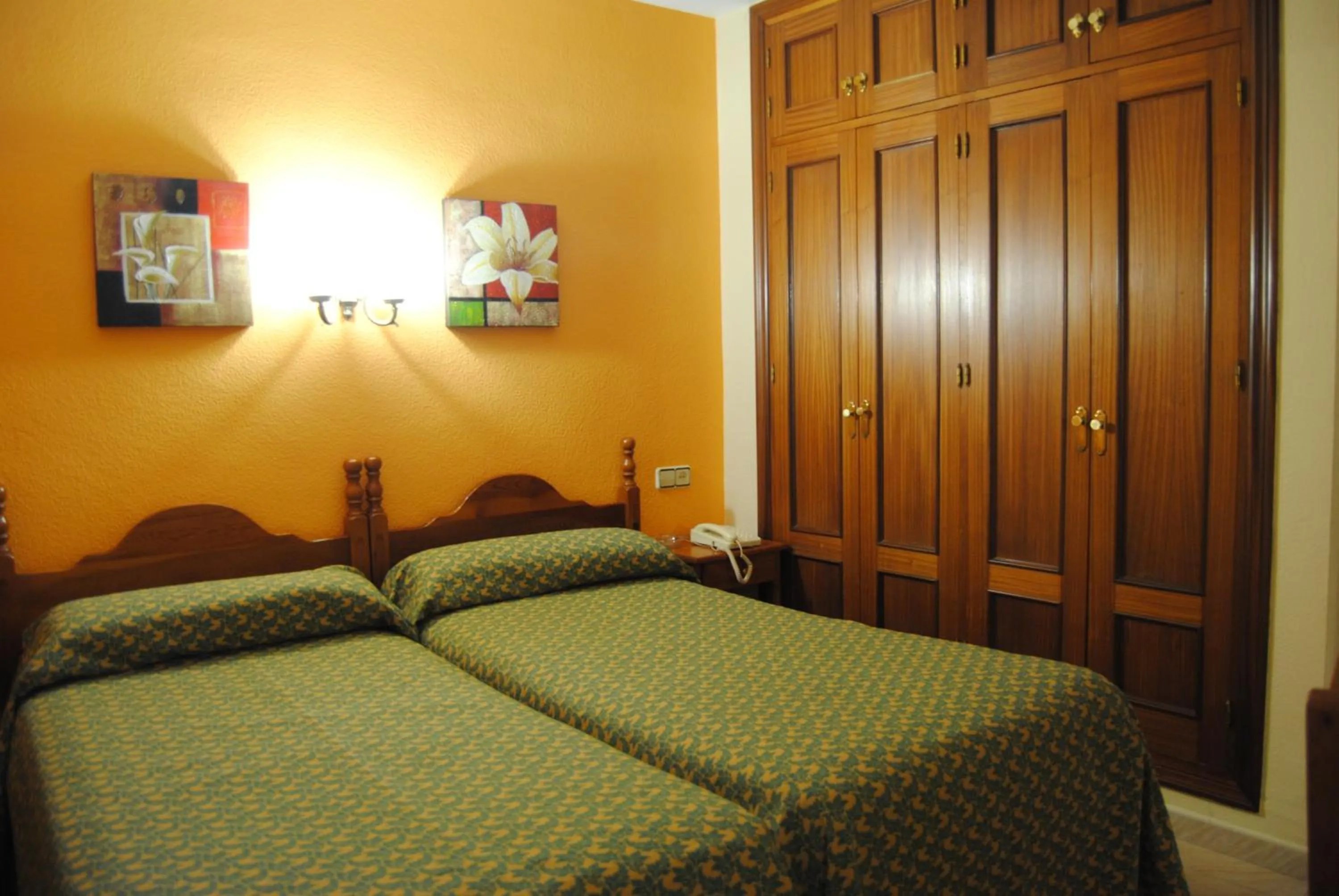 Bed in Hostal Italia