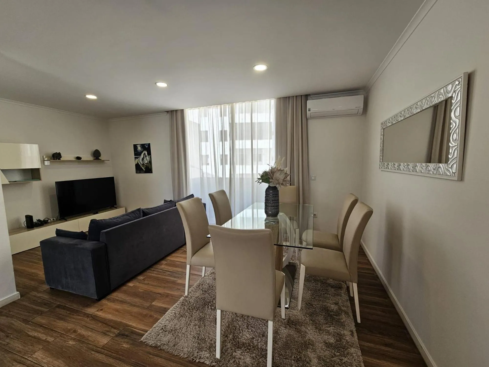 Mary Jane Apartment Funchal by Rentallido