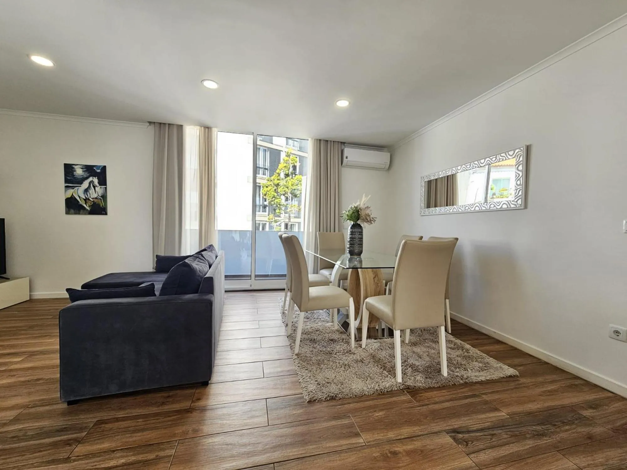 Mary Jane Apartment Funchal by Rentallido