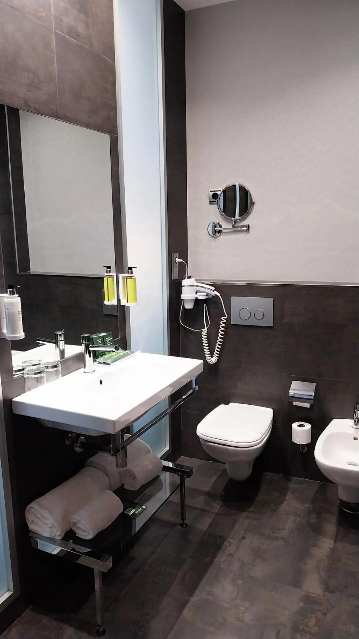 Bathroom in Sercotel Coliseo