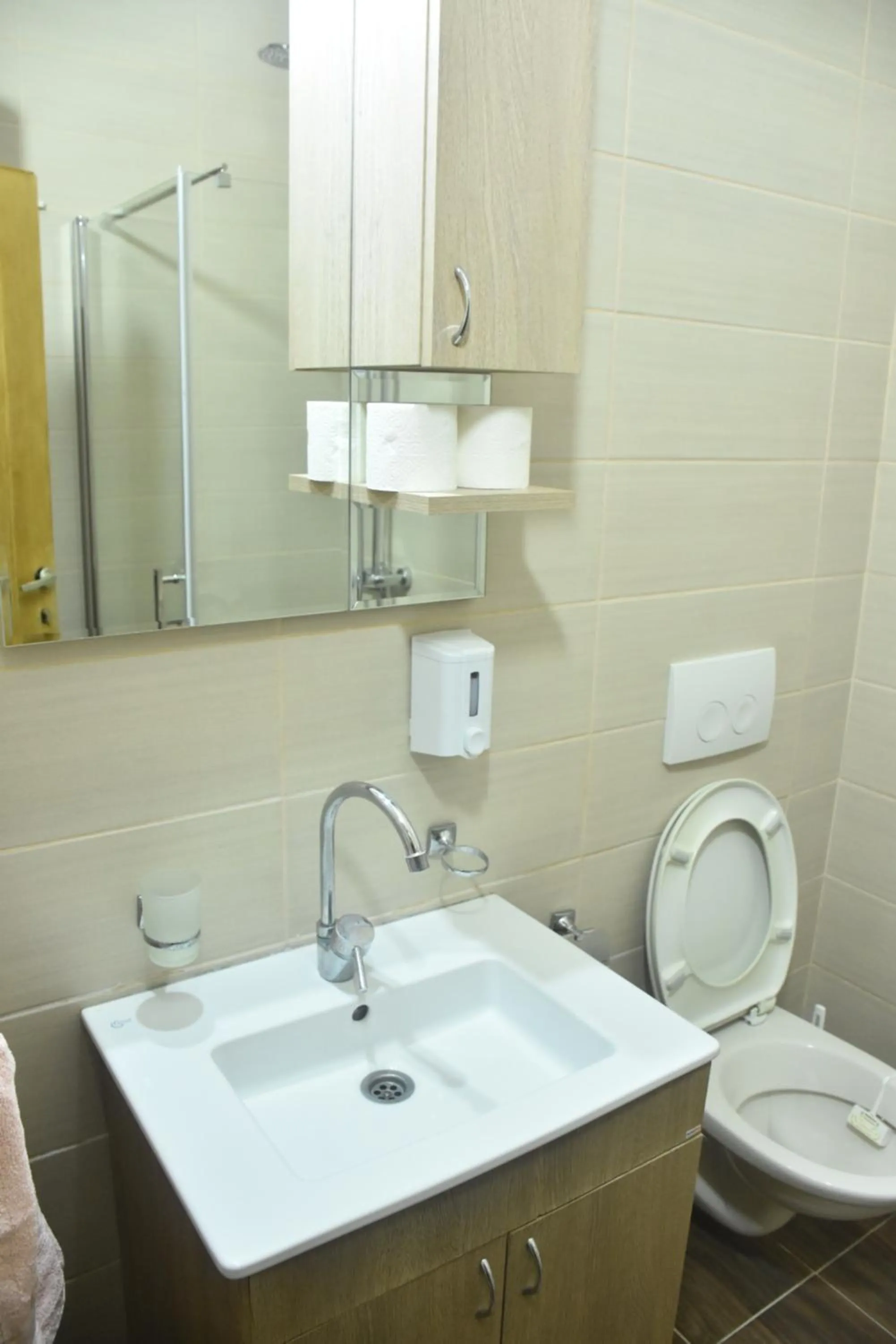 Mps Lux Apartments