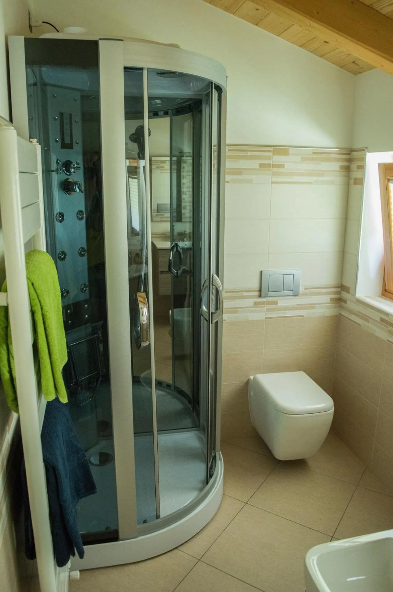 Shower in B&B Valtilí