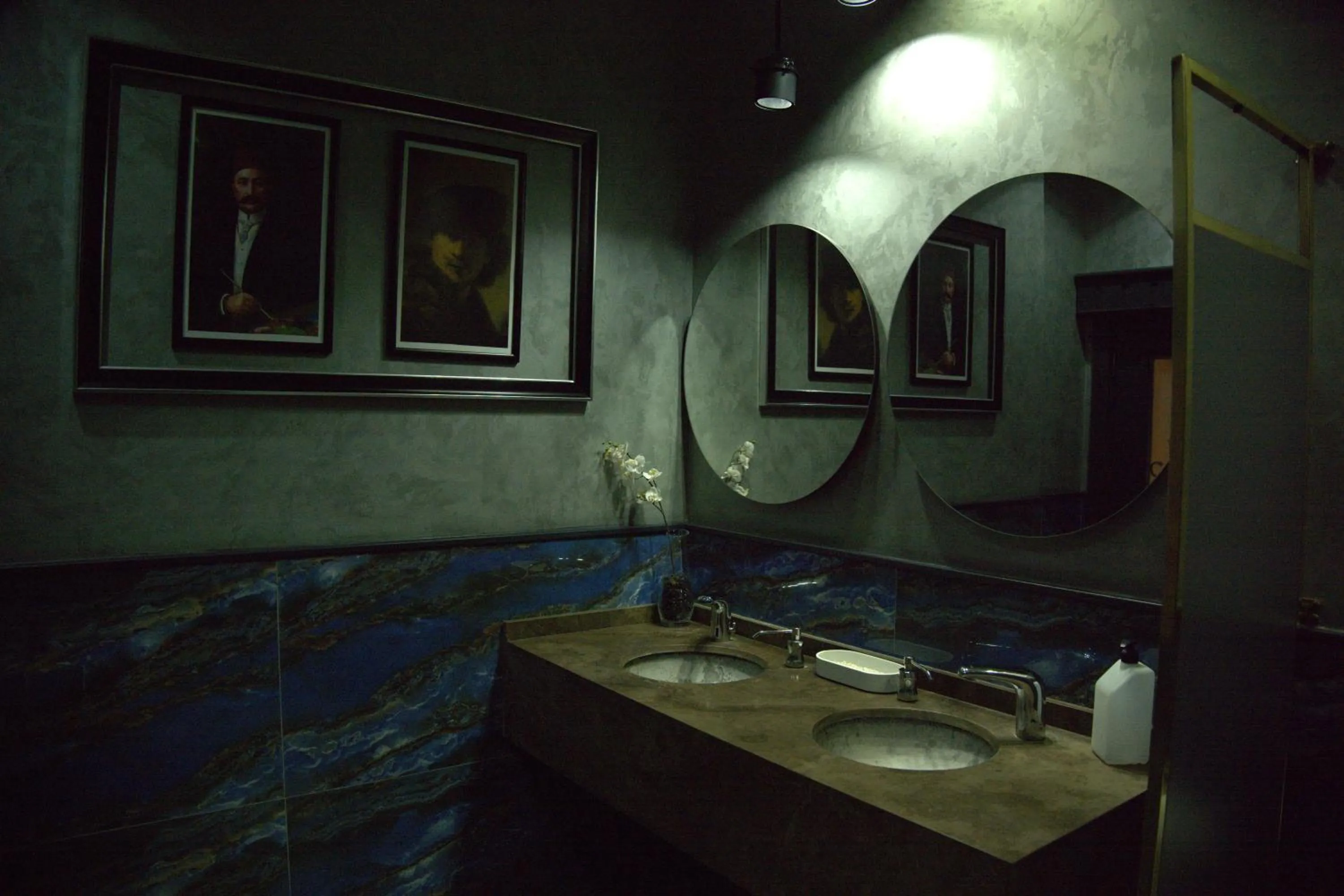 Toilet in The Wings Hotels Neva Palas