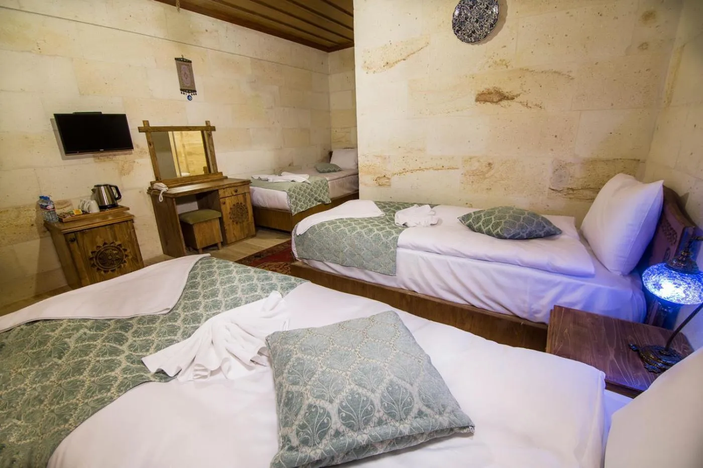 Garden view, Bed in Cappadocia Ozbek Stone House