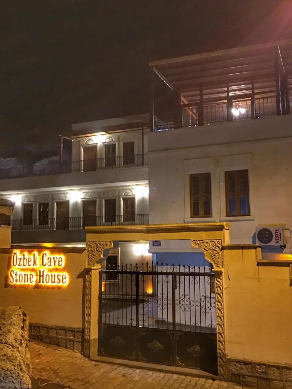 Property building in Cappadocia Ozbek Stone House