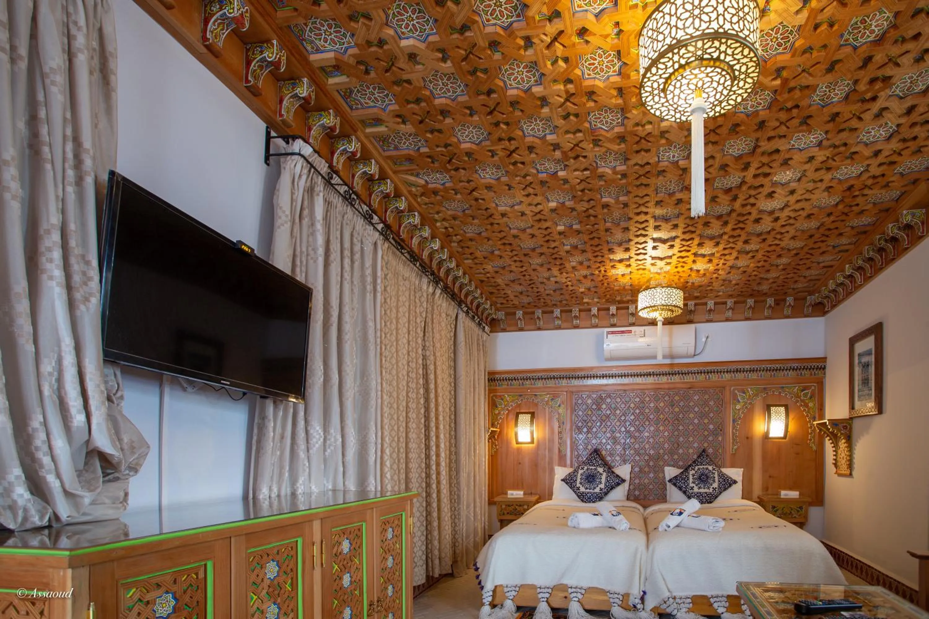 Bed in Hotel Dar Mounir