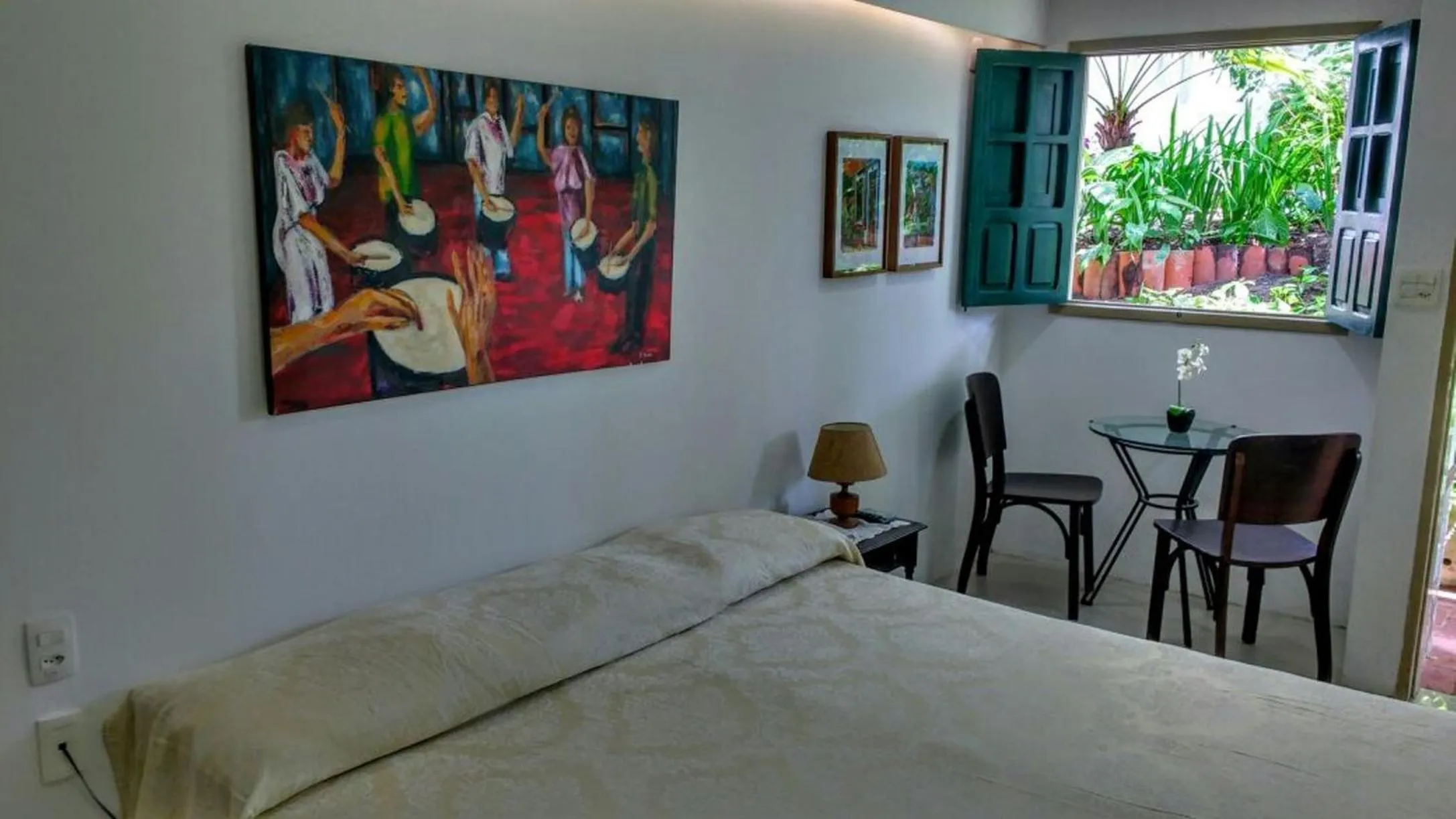 Garden view, Bed in Pousada dos Quatro Cantos