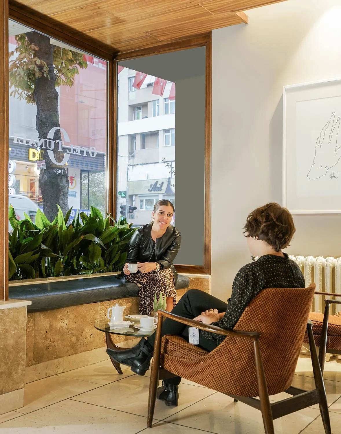 Seating area in Hotel Tunali