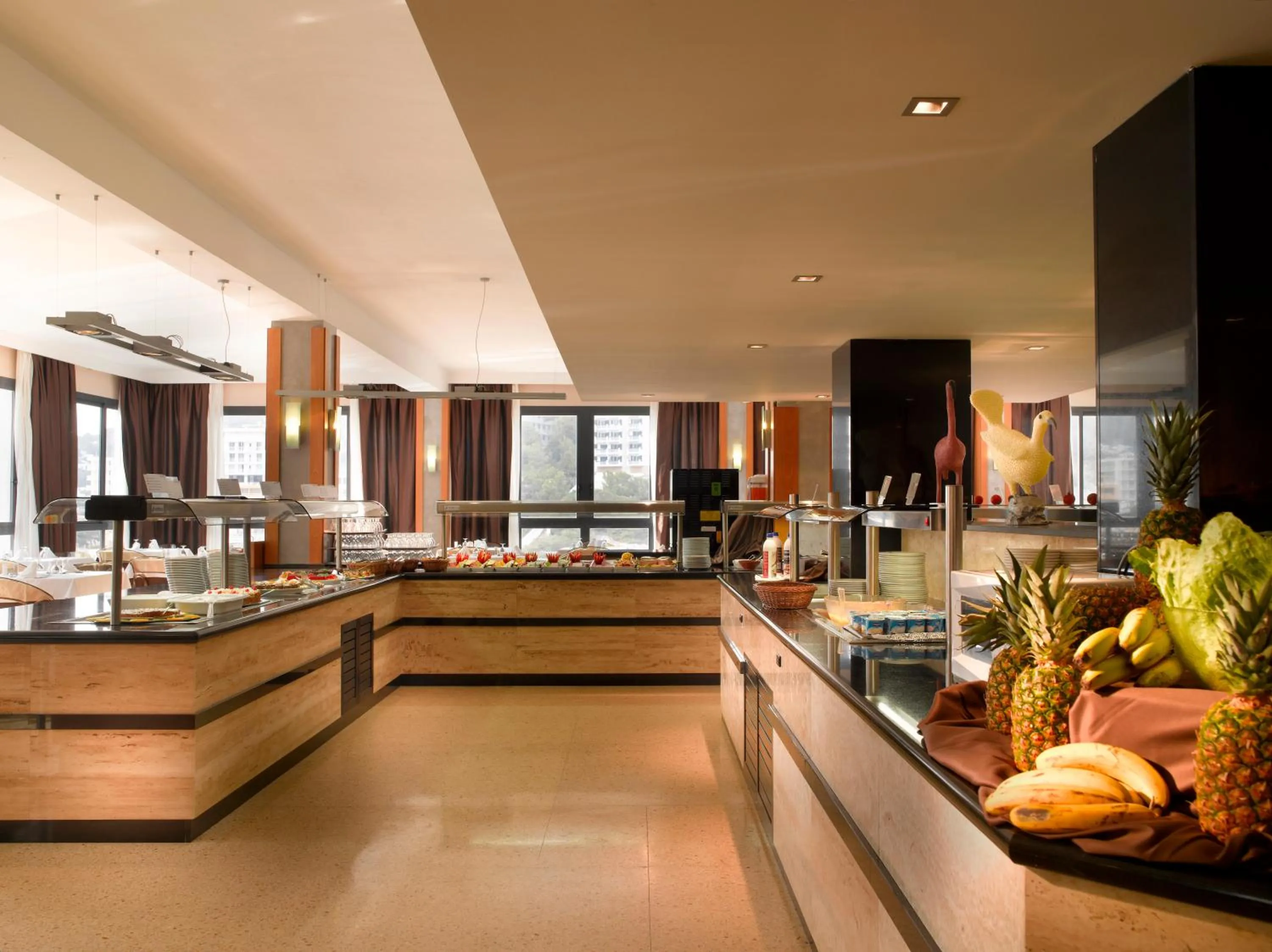 Restaurant/places to eat in Palladium Hotel Cala Llonga - Adults Only