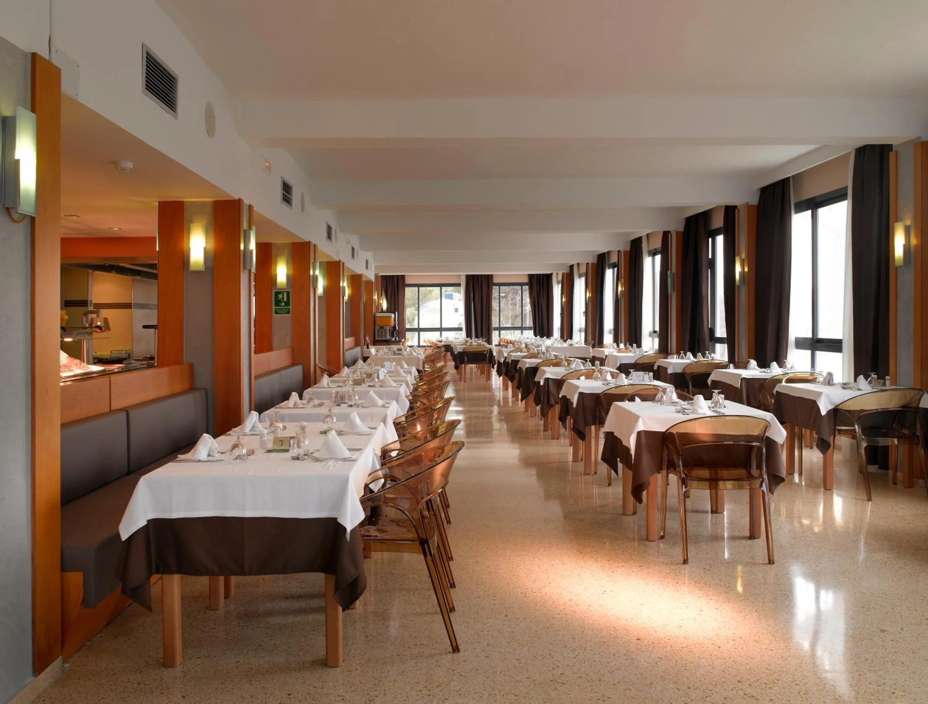 Restaurant/places to eat in Palladium Hotel Cala Llonga - Adults Only