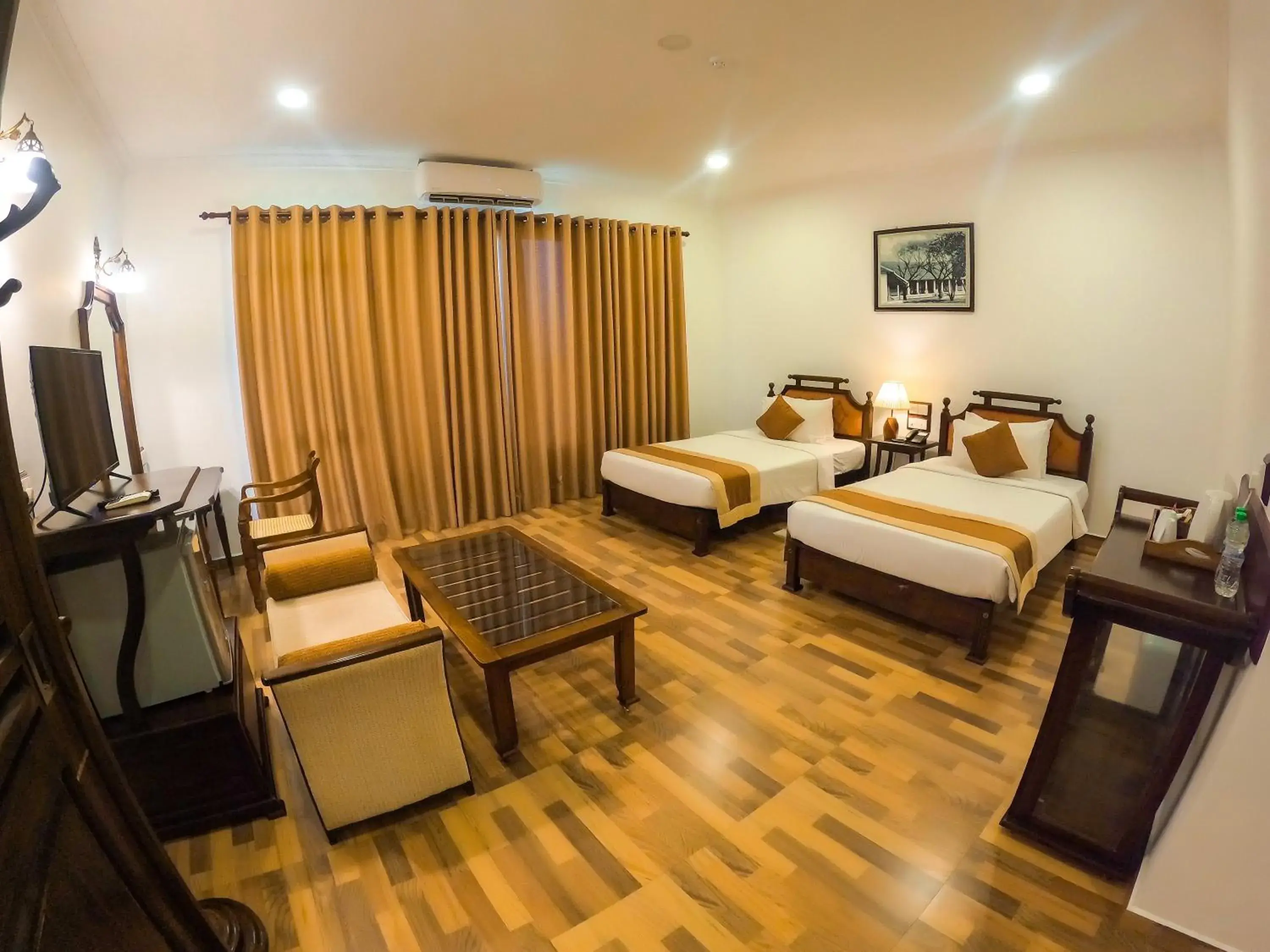 Two-Bedroom Suite - single occupancy in Centauria Wild Resort Two-Bedroom Suite - single occupancy in Centauria Wild Resort