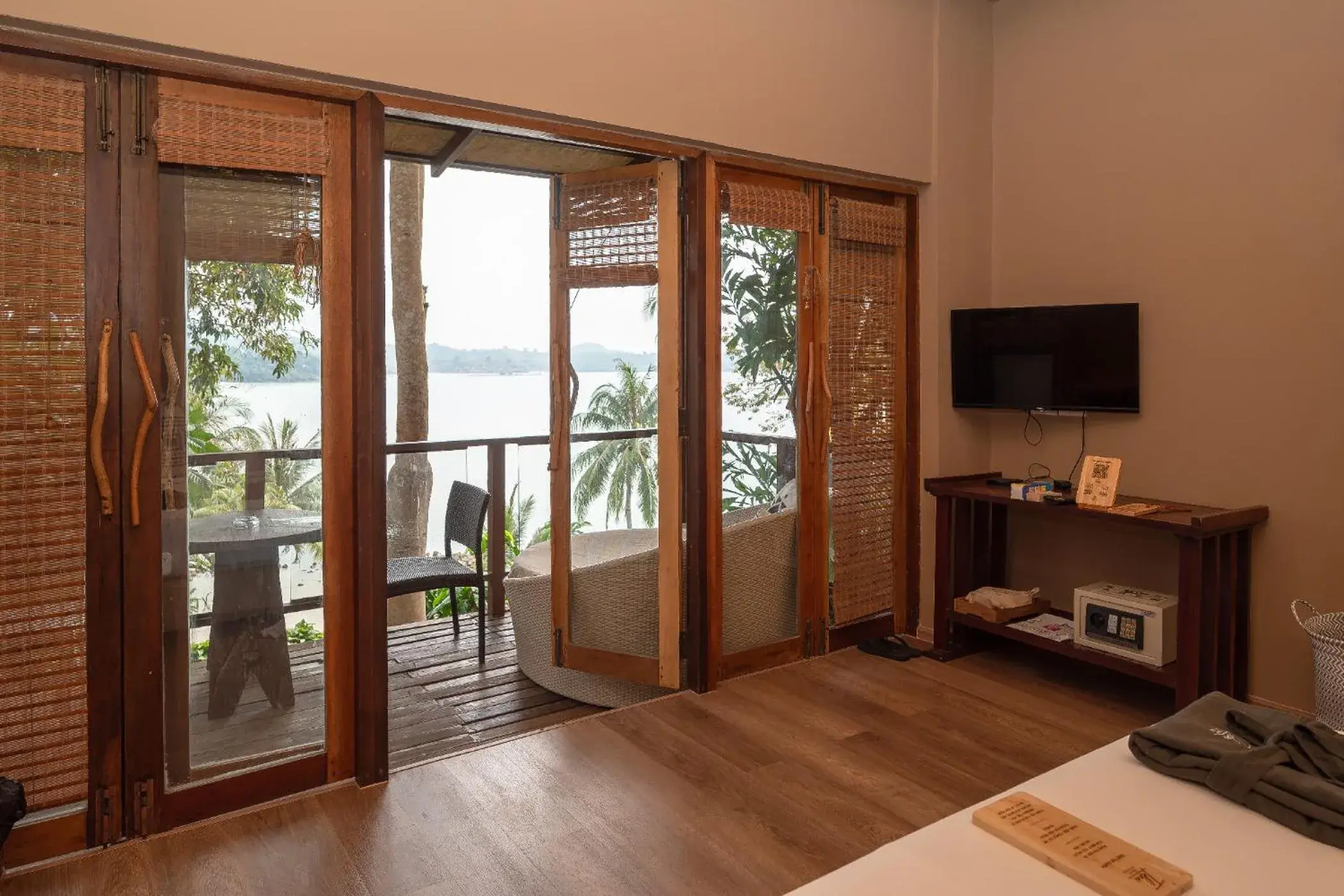 Bed in Tolani Resort Koh Kood Bed in Tolani Resort Koh Kood