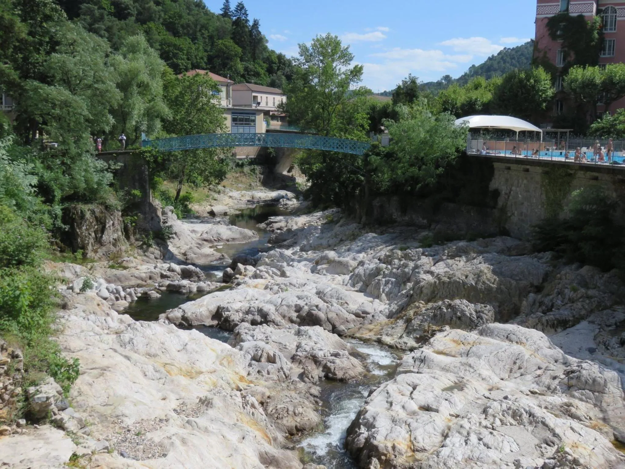Nearby landmark in Les Clos De La Vigne