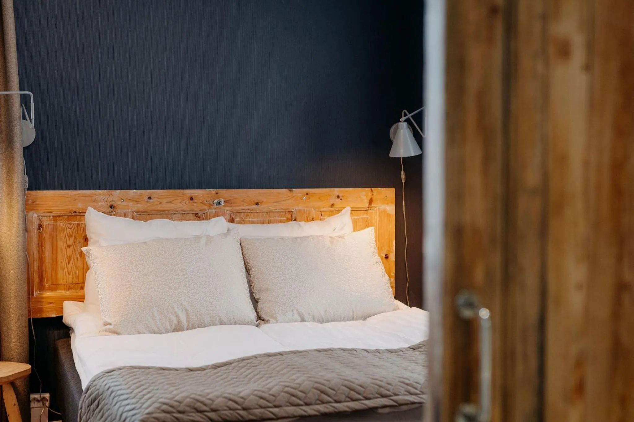 Bed in Lillan Hotel & Kök