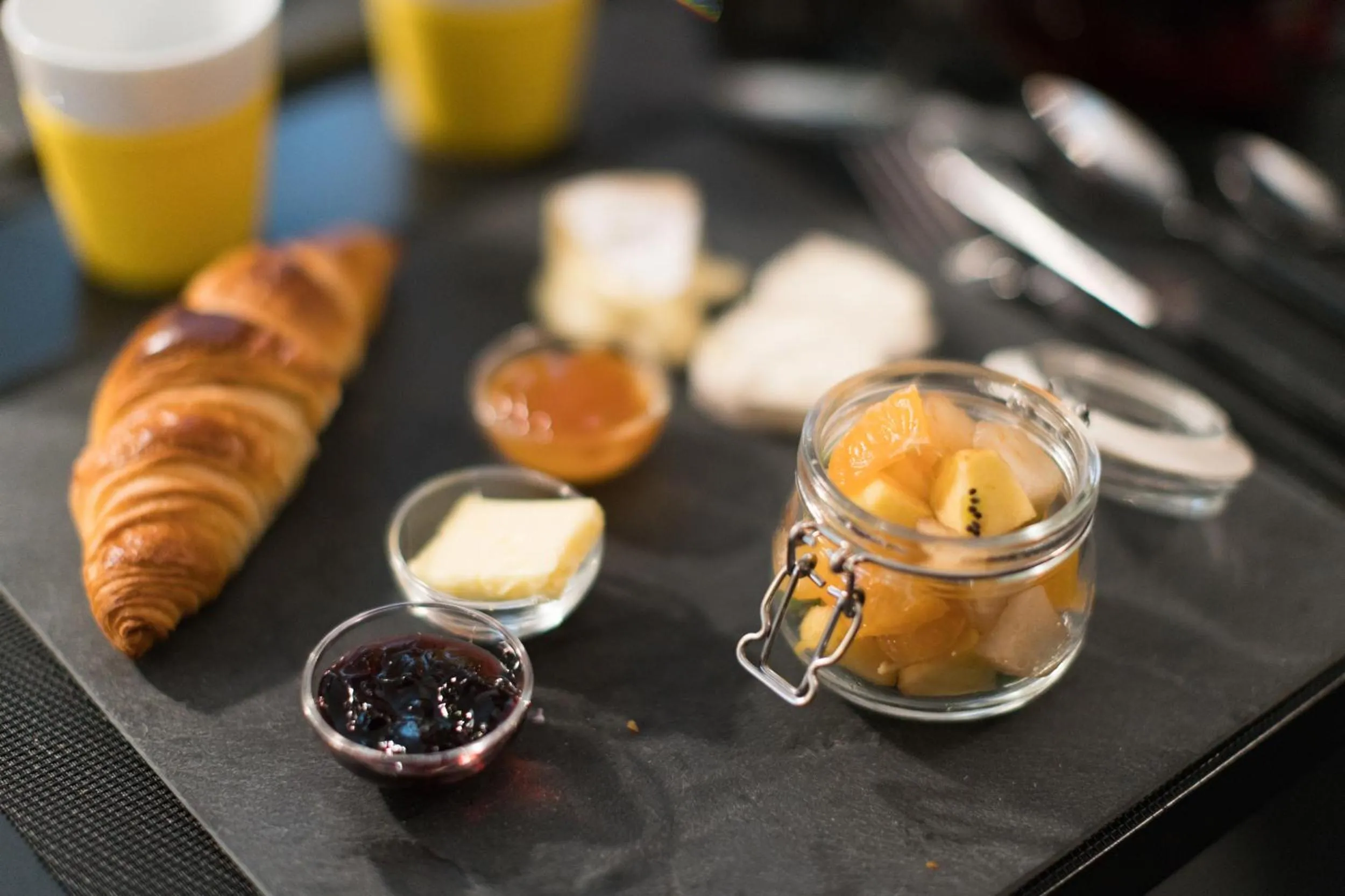 Continental breakfast in Mont B&B
