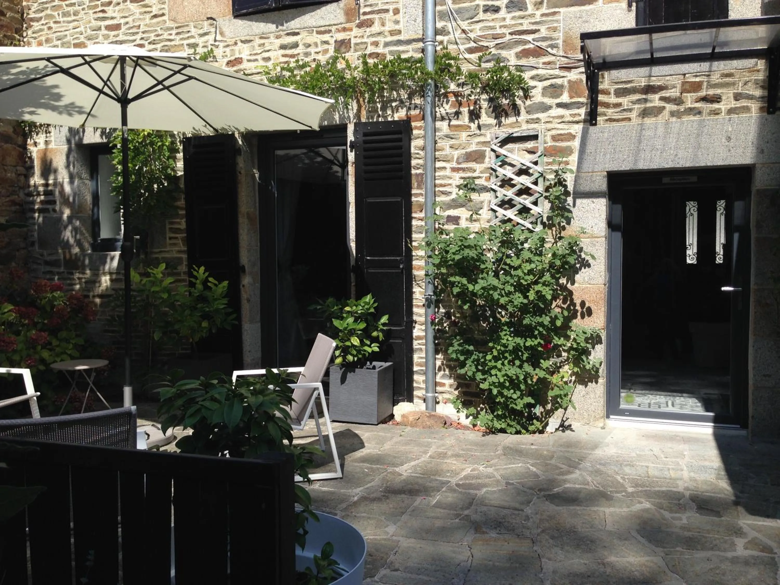 Patio in Mont B&B
