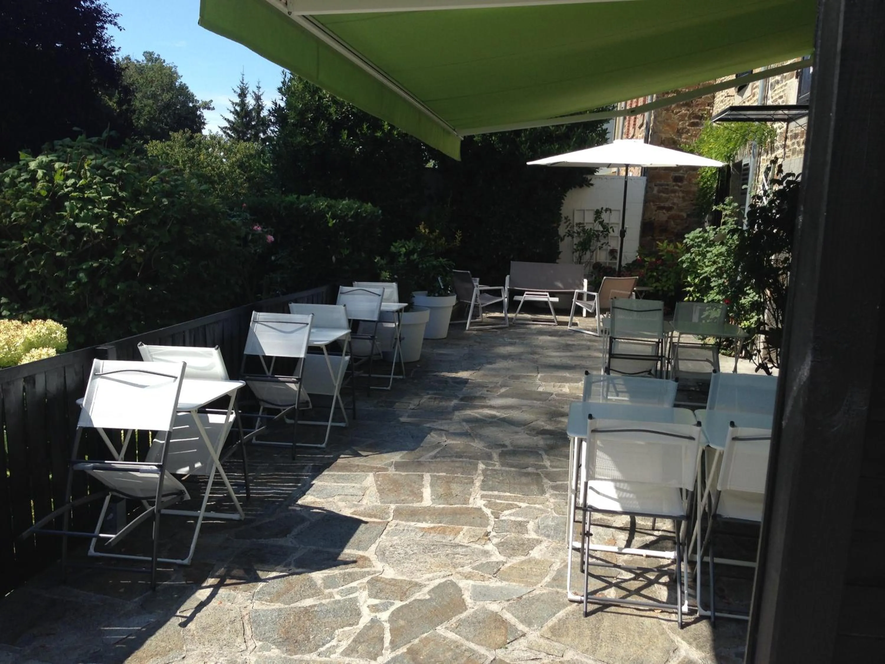 Patio in Mont B&B