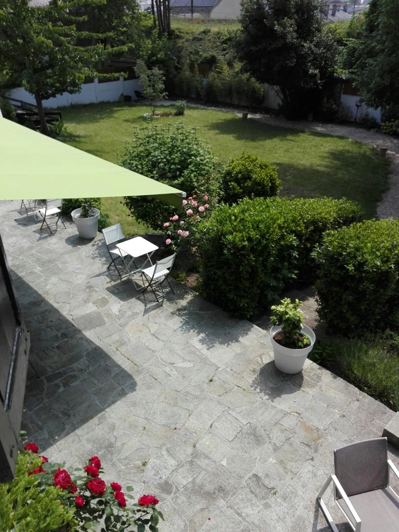 Garden in Mont B&B
