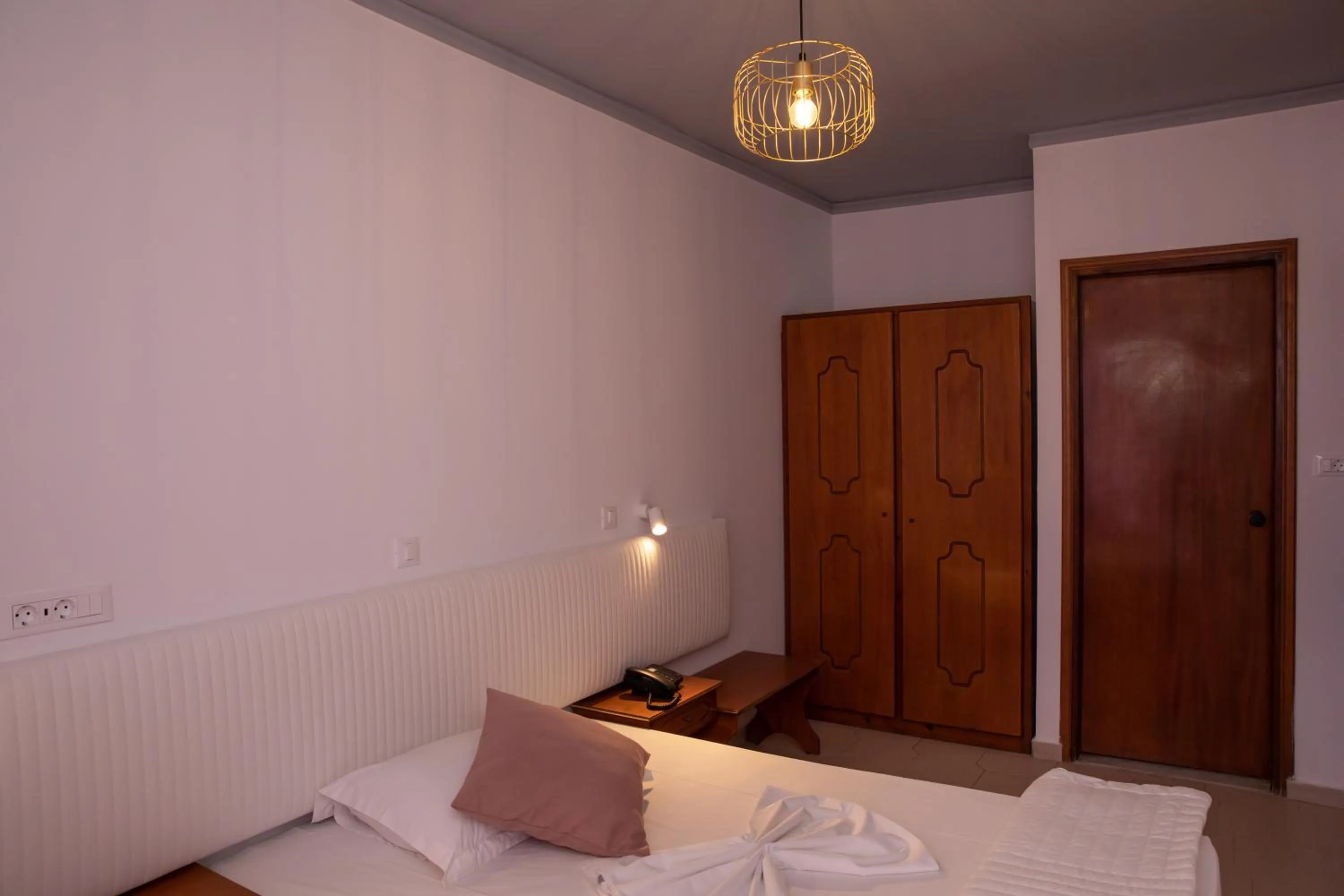 Bedroom, Bed in Sea Breeze Hotel