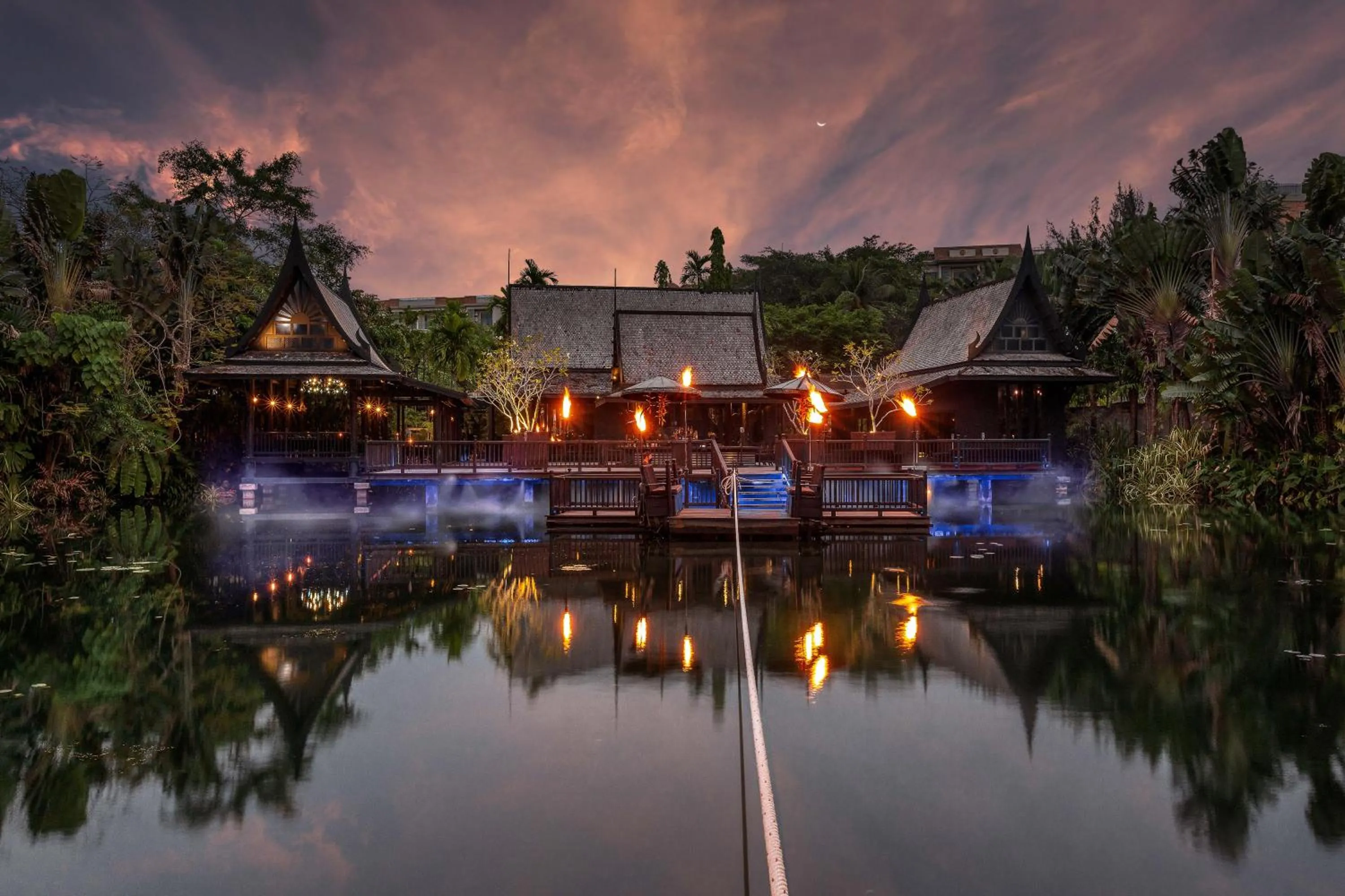 Restaurant/places to eat in The Slate, Phuket