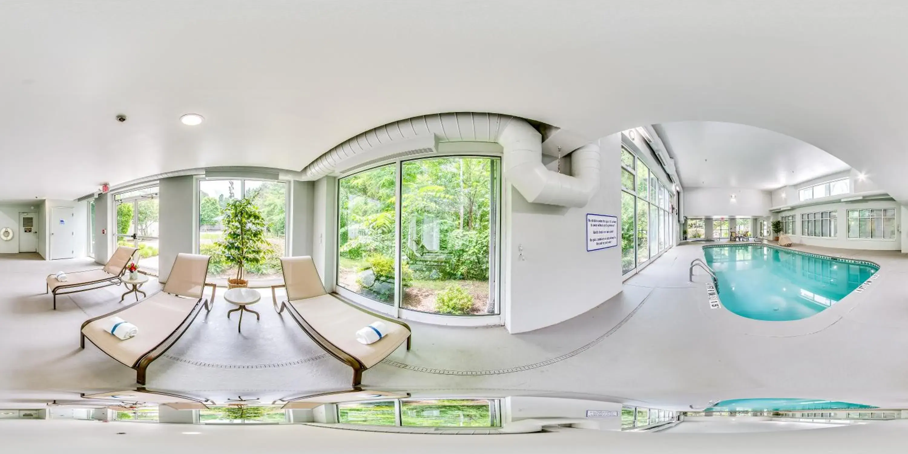 Swimming pool in Holiday Inn Express & Suites Sylva / Dillsboro by IHG Swimming pool in Holiday Inn Express & Suites Sylva / Dillsboro by IHG