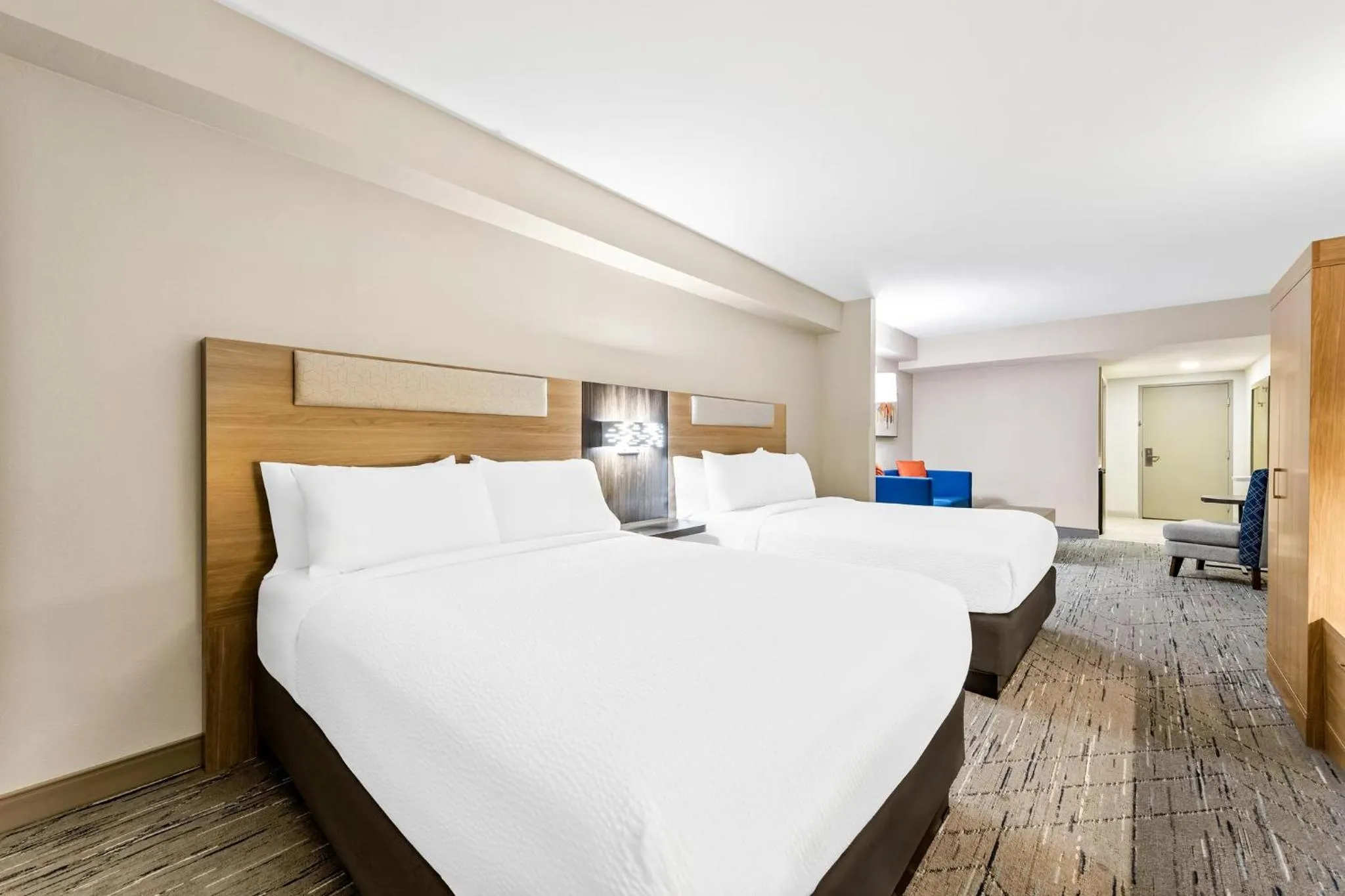 Bedroom, Bed in Holiday Inn Express & Suites Sylva / Dillsboro by IHG