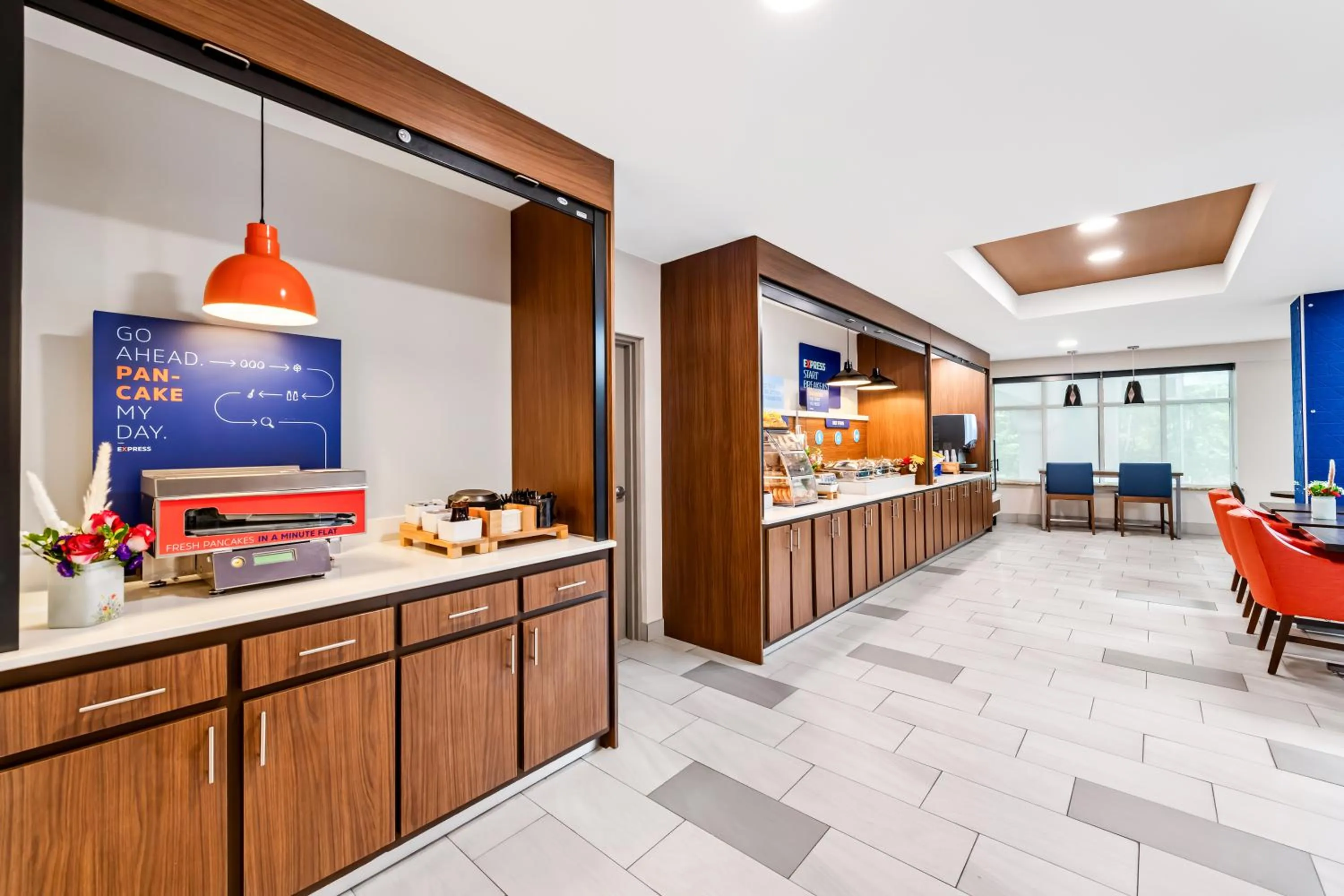 Breakfast in Holiday Inn Express & Suites Sylva / Dillsboro by IHG