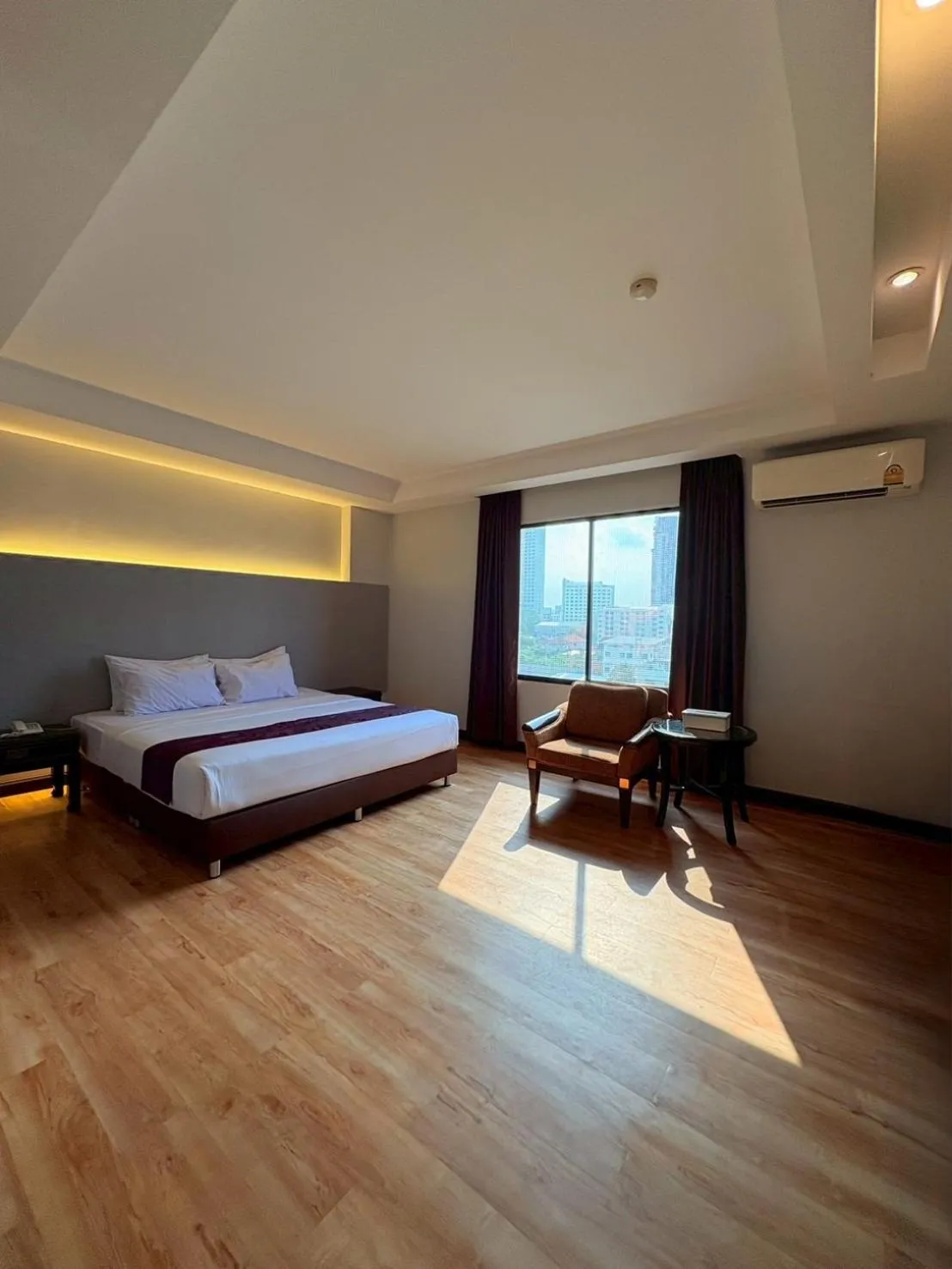 Property building, Bed in Atrium Boutique Hotel