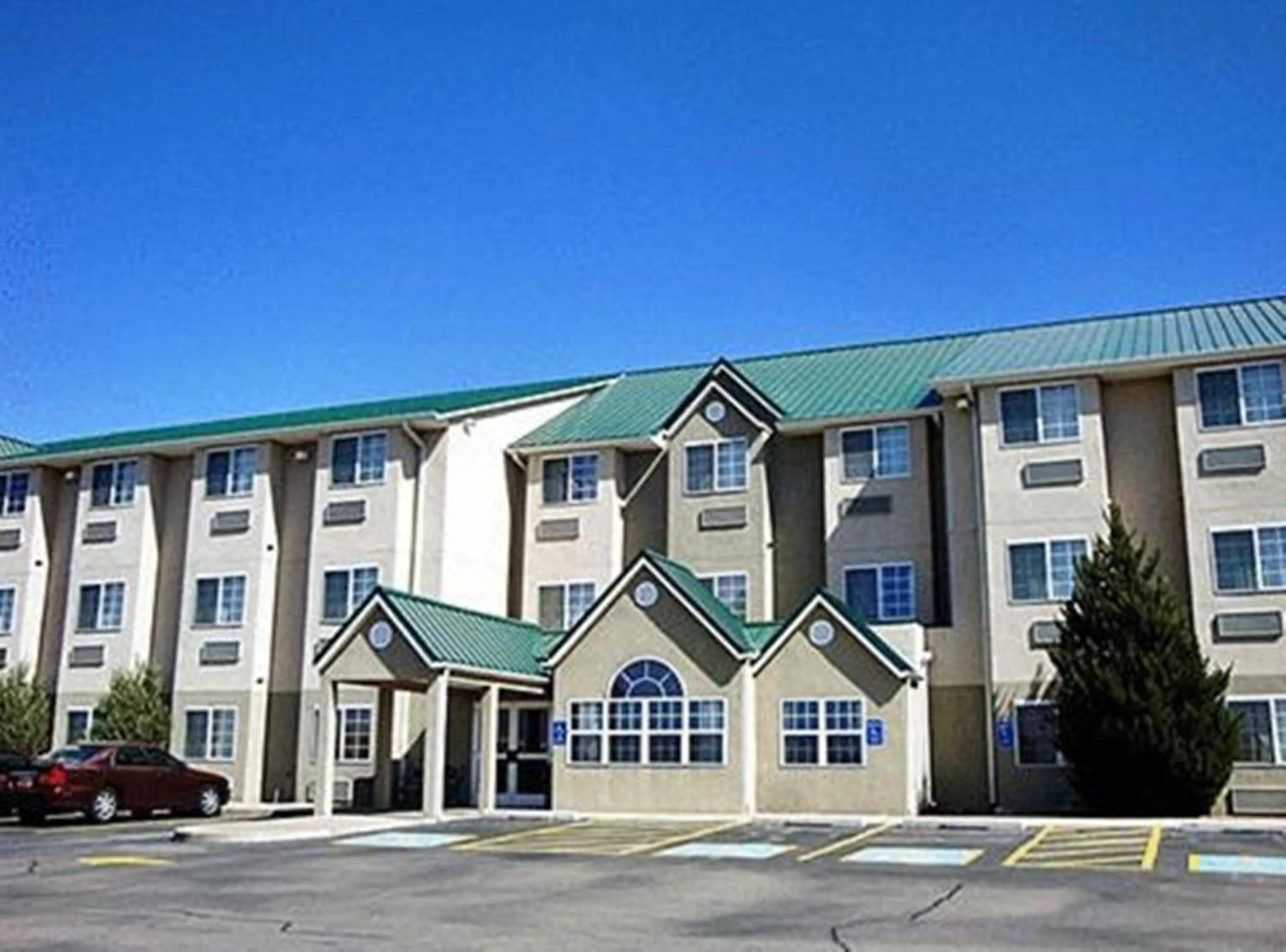 Property building in Motel 6-Bernalillo, NM